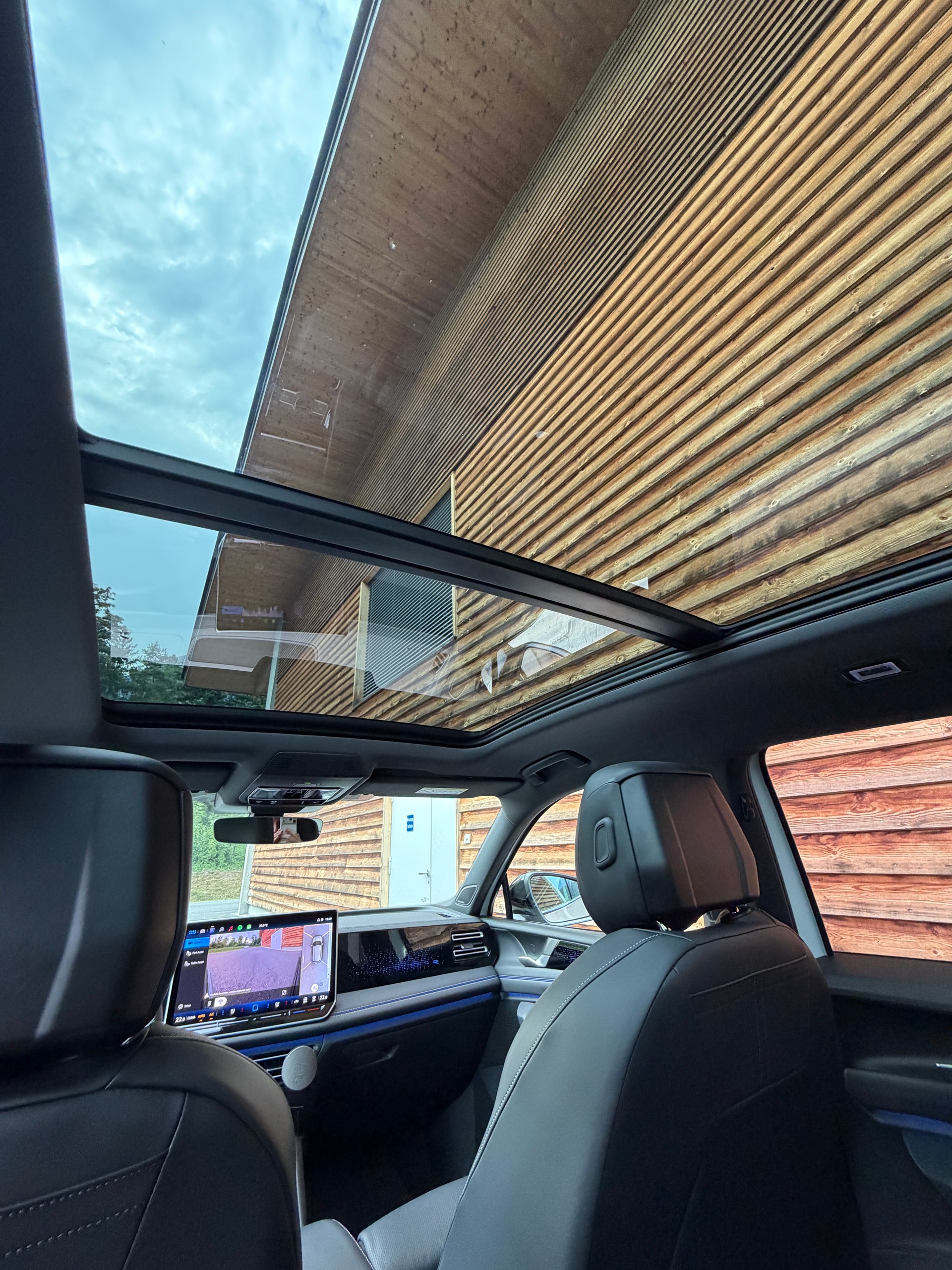 VW 2.0 TSI R-Line DSG 4motion-image-16