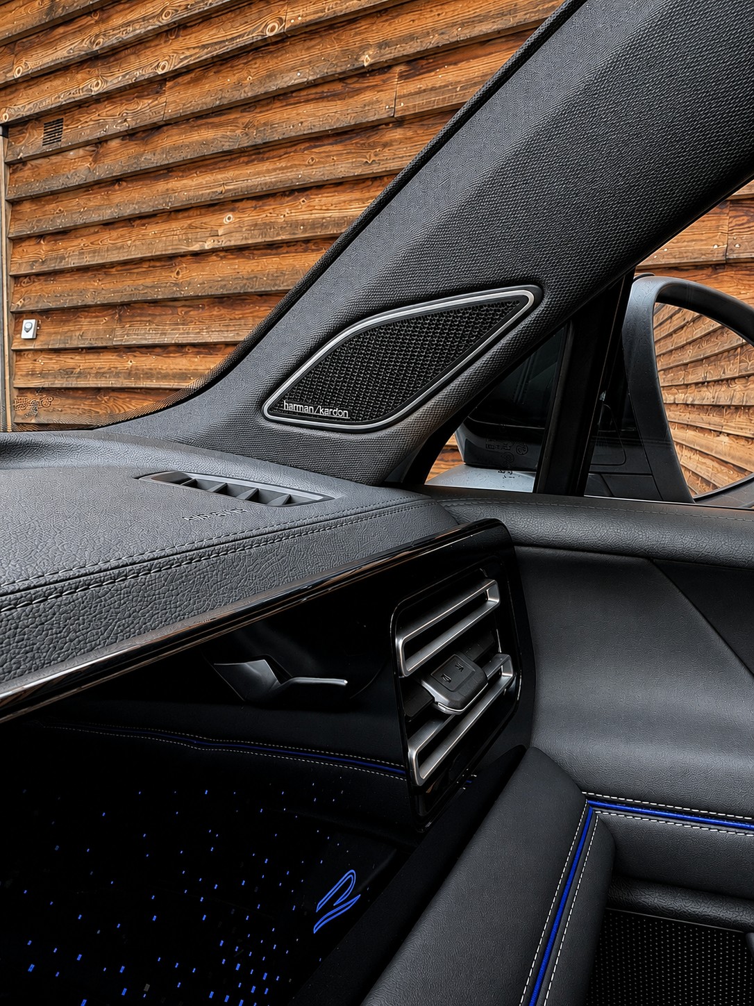 VW 2.0 TSI R-Line DSG 4motion-image-15