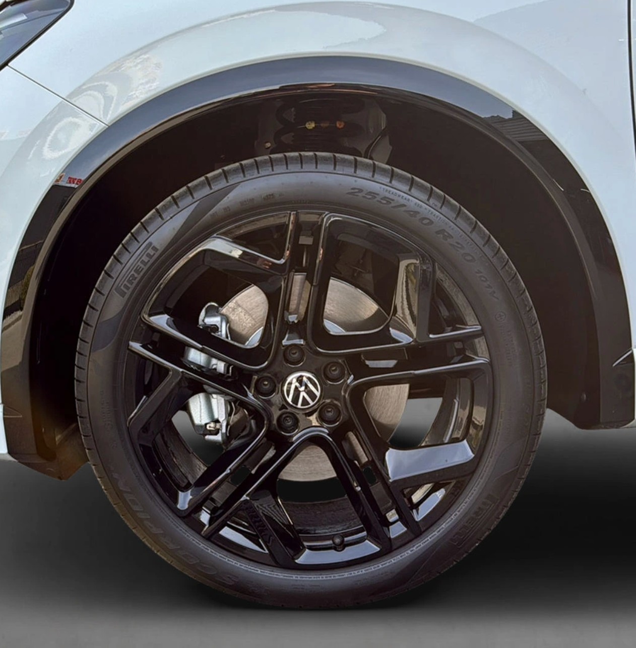 VW 2.0 TSI R-Line DSG 4motion-image-19