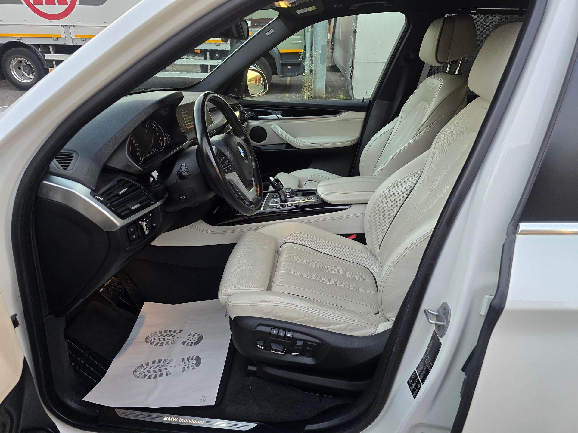 BMW X5 xDrive 40d Steptronic-image-11