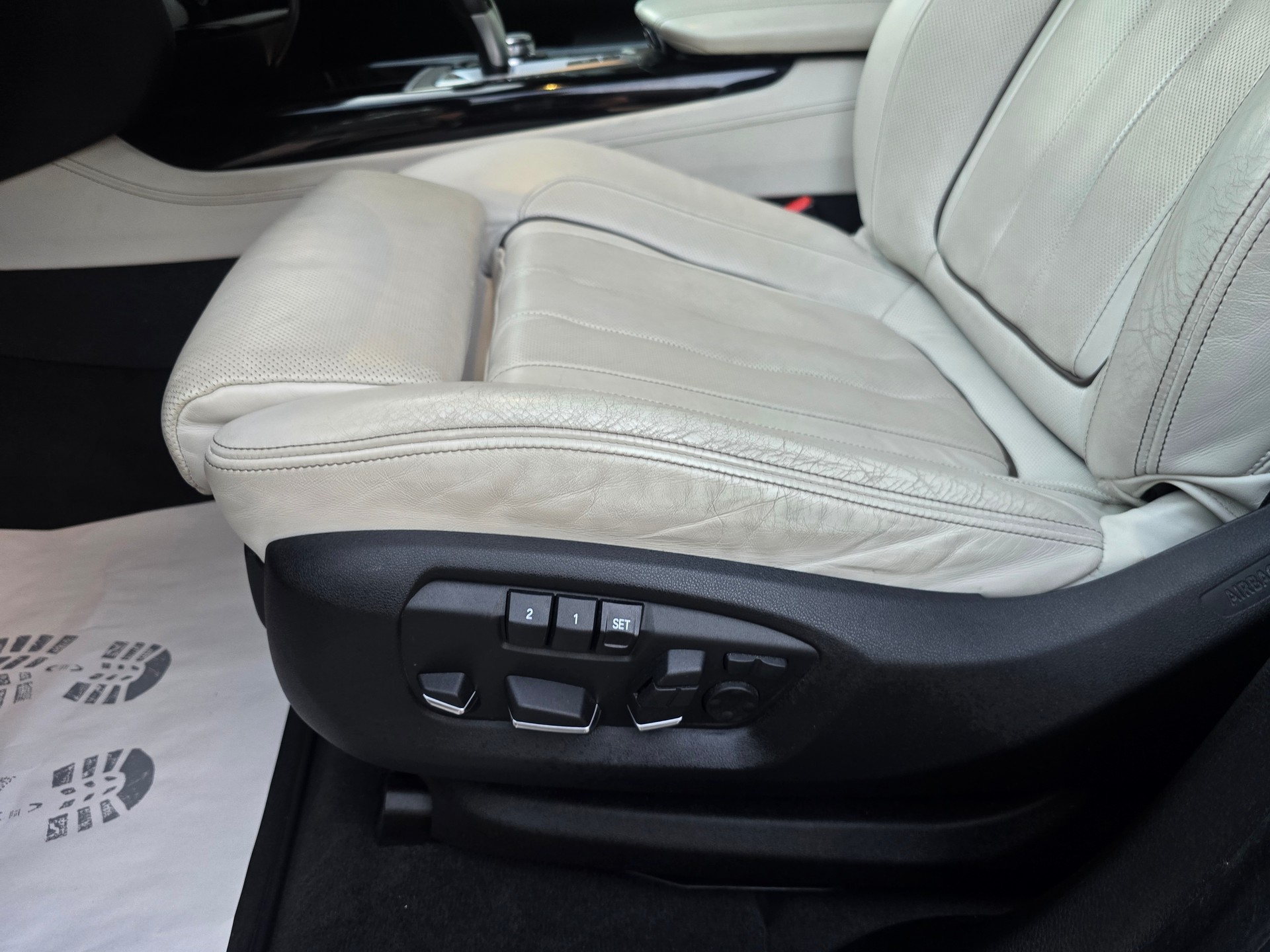 BMW X5 xDrive 40d Steptronic-image-13