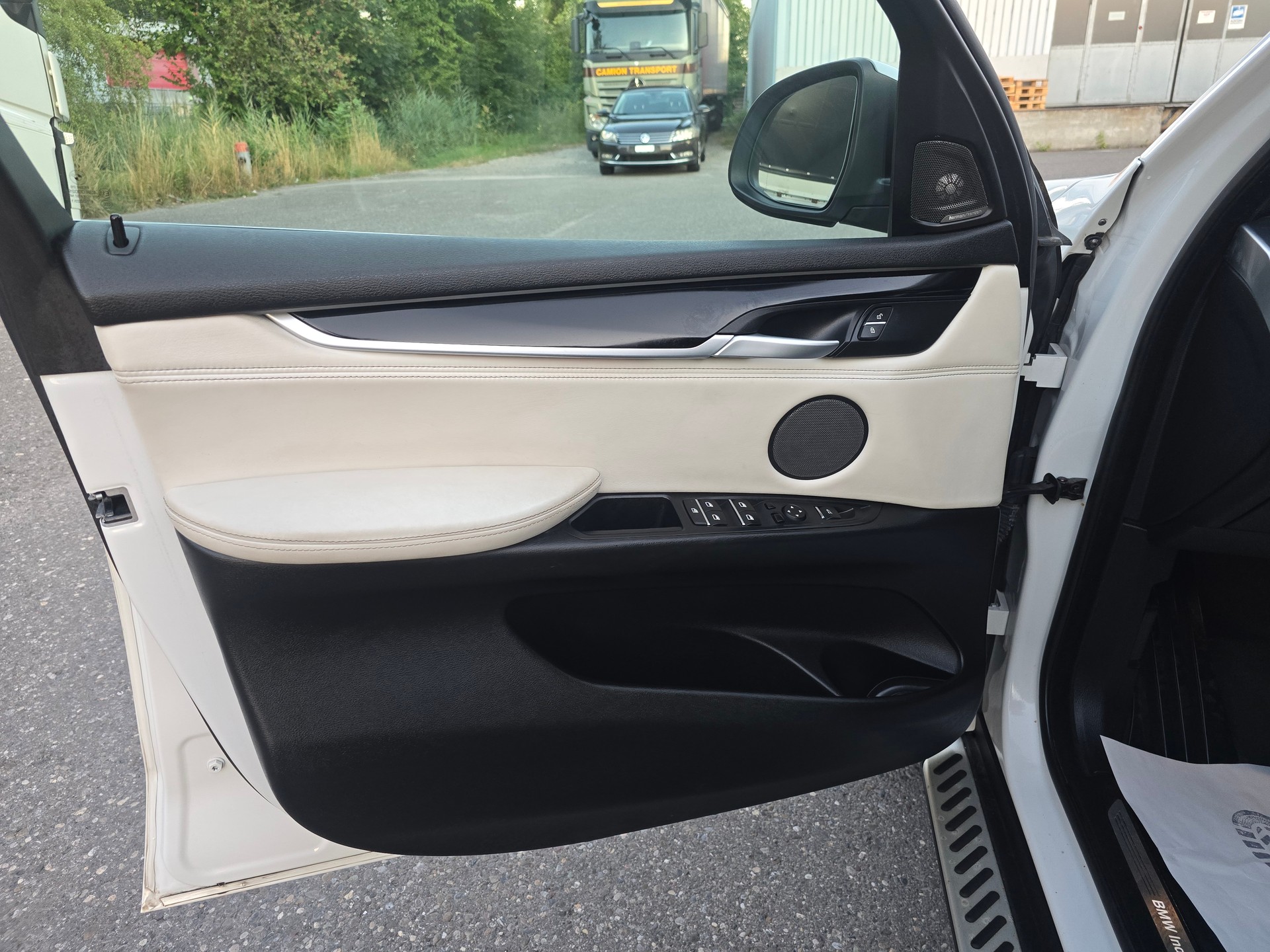 BMW X5 xDrive 40d Steptronic-image-14