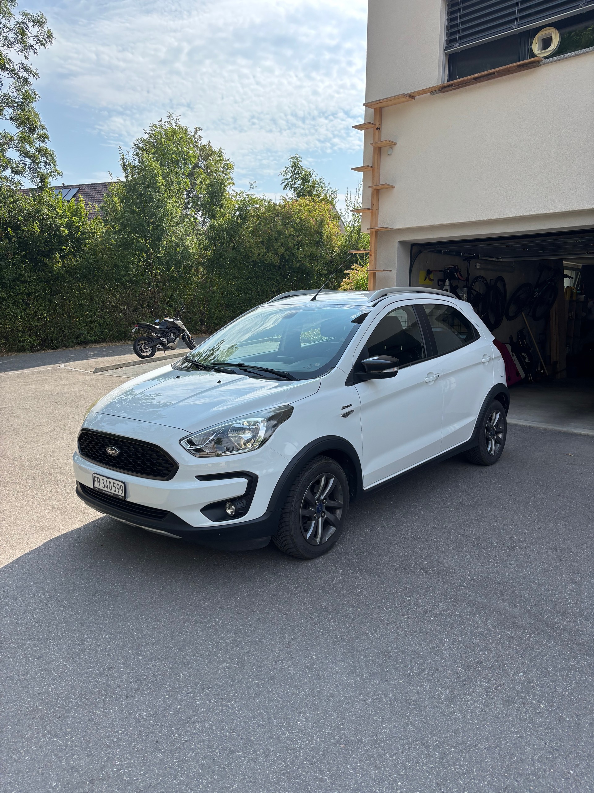 FORD 1.2 Ti-VCT 85 Active-image-0