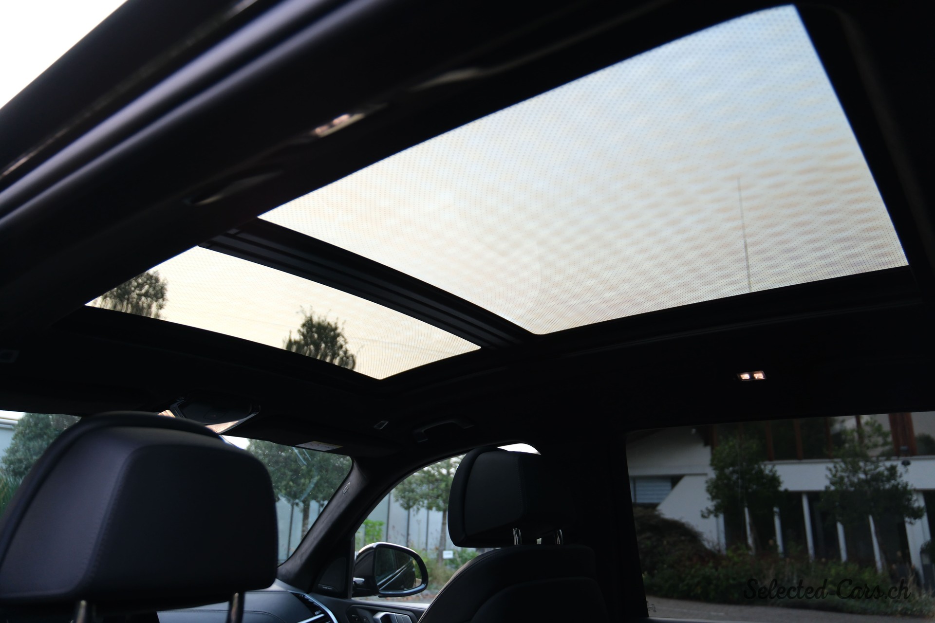 BMW X7 xDrive 48V 40d Steptronic-image-11
