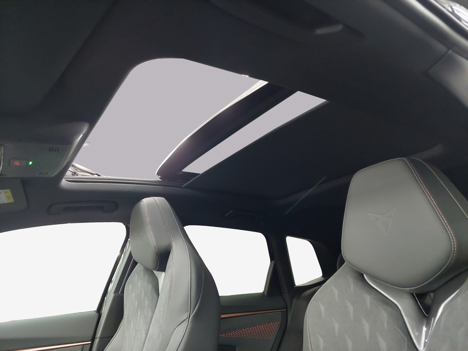 CUPRA Terramar 1.5 eHybrid DSG VZ-image-15