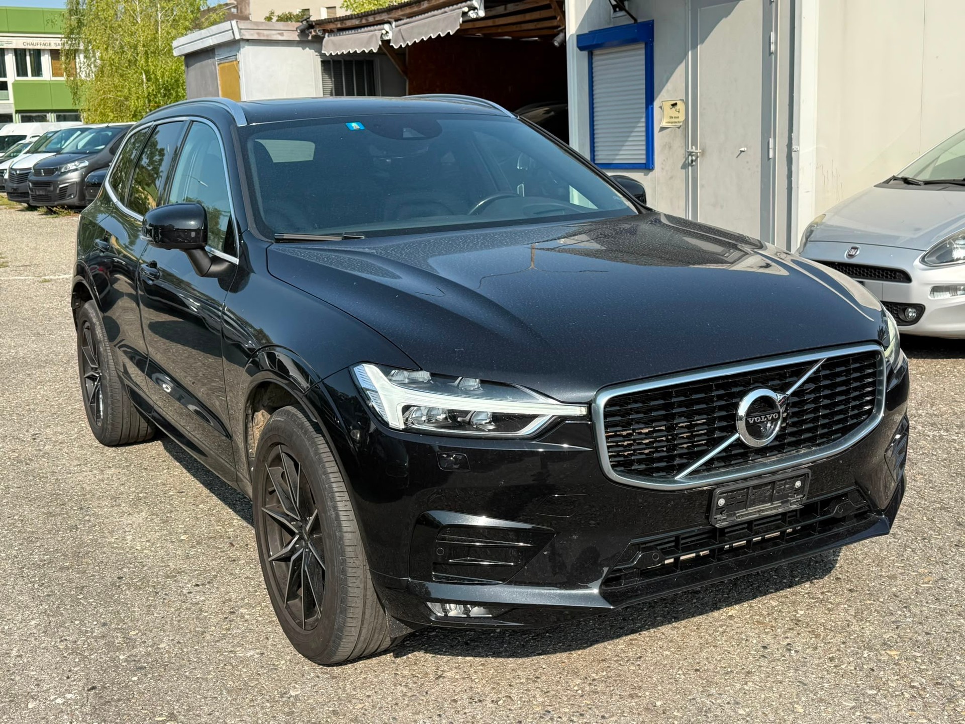 VOLVO XC60 T5 AWD R-Design Geartronic-image-1
