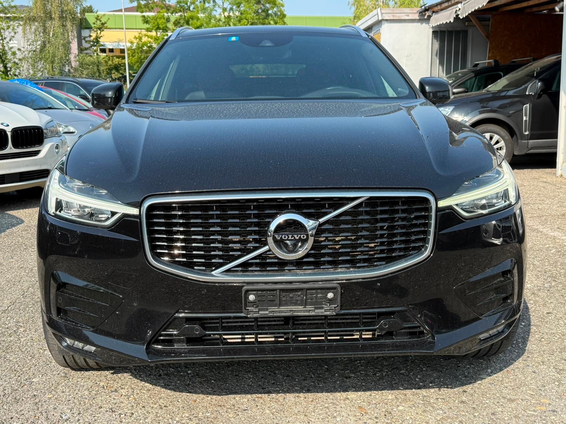 VOLVO XC60 T5 AWD R-Design Geartronic-image-0