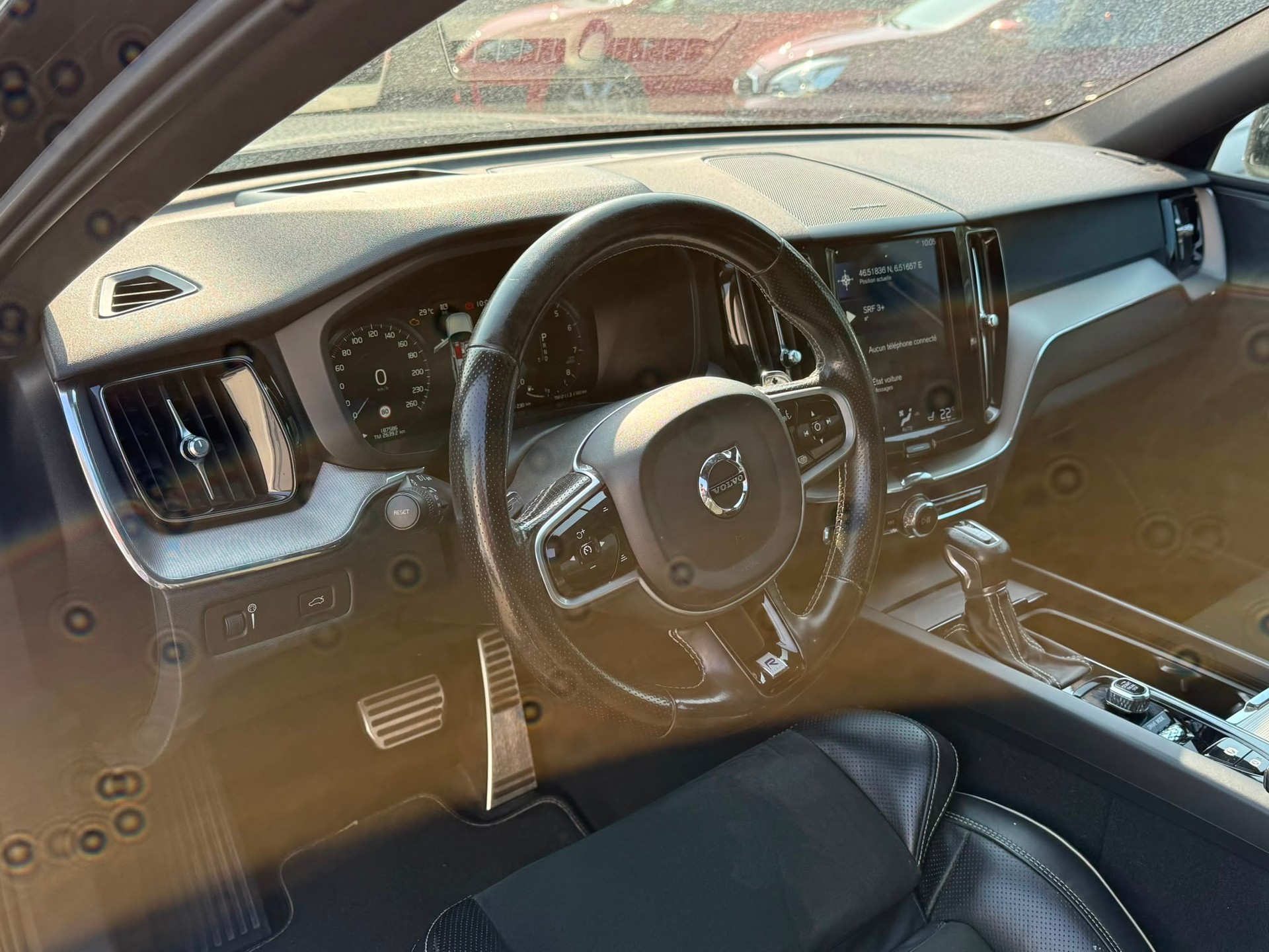 VOLVO XC60 T5 AWD R-Design Geartronic-image-12
