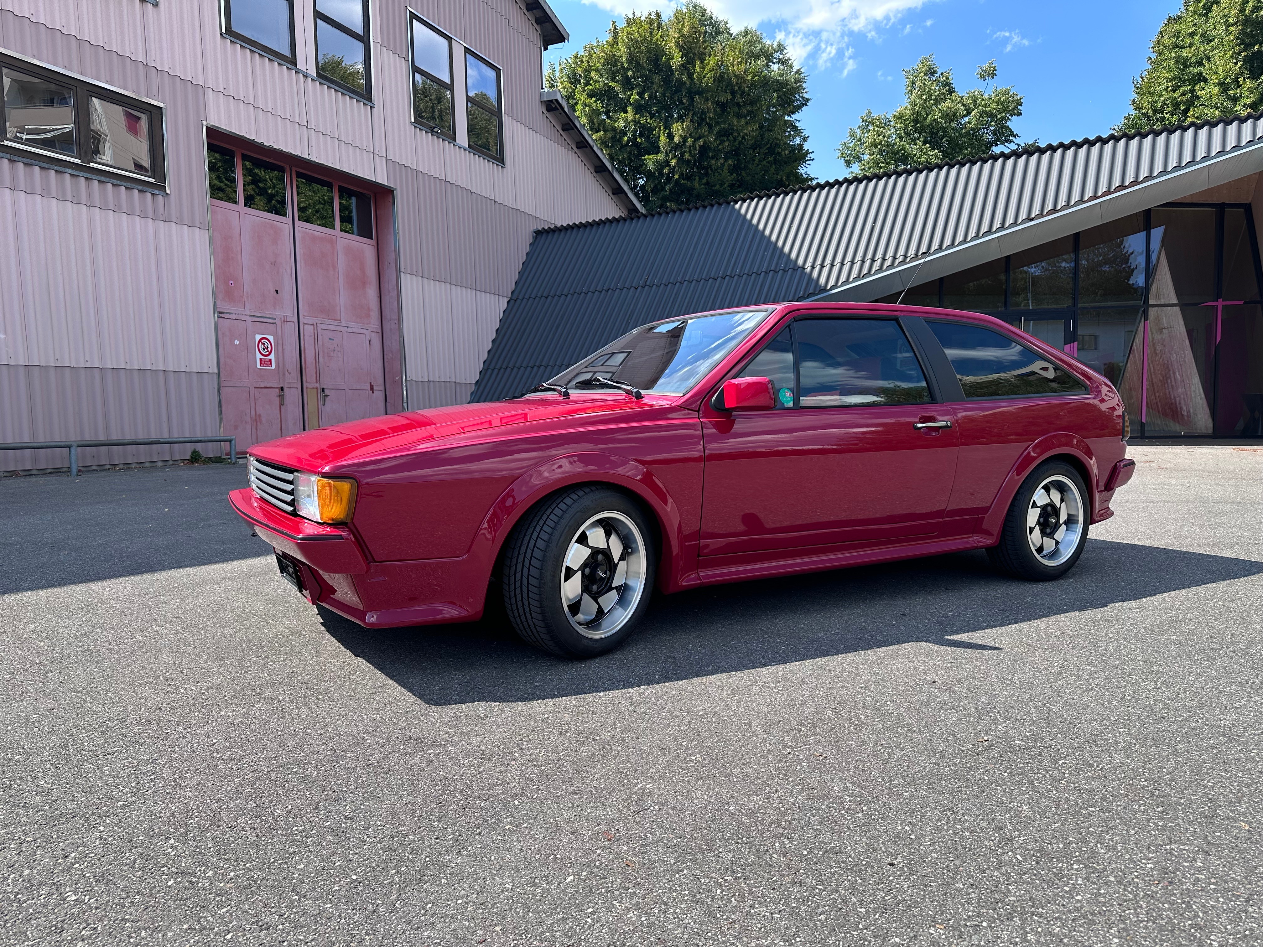 Car photo