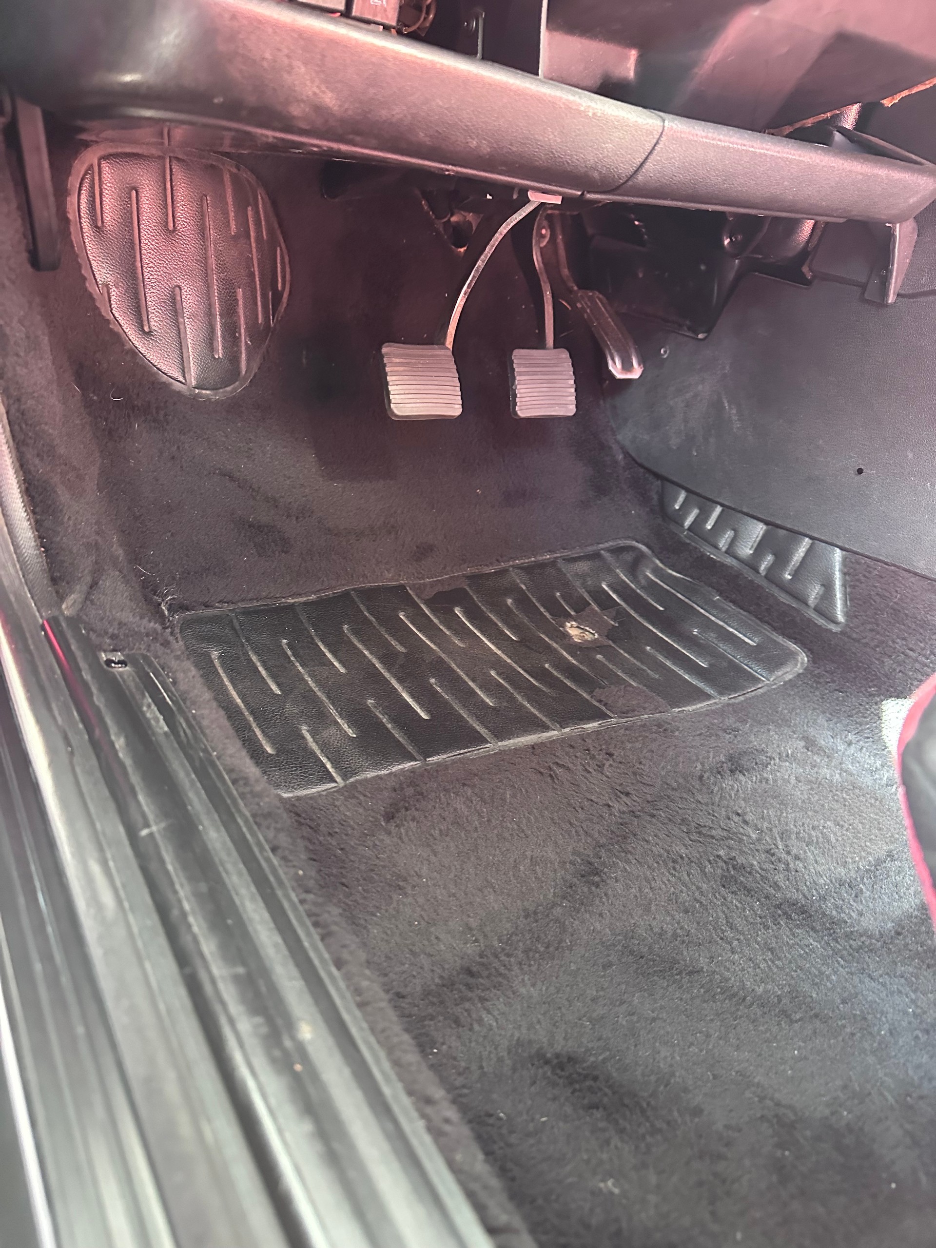 VW 1.8 16V Scala-image-16