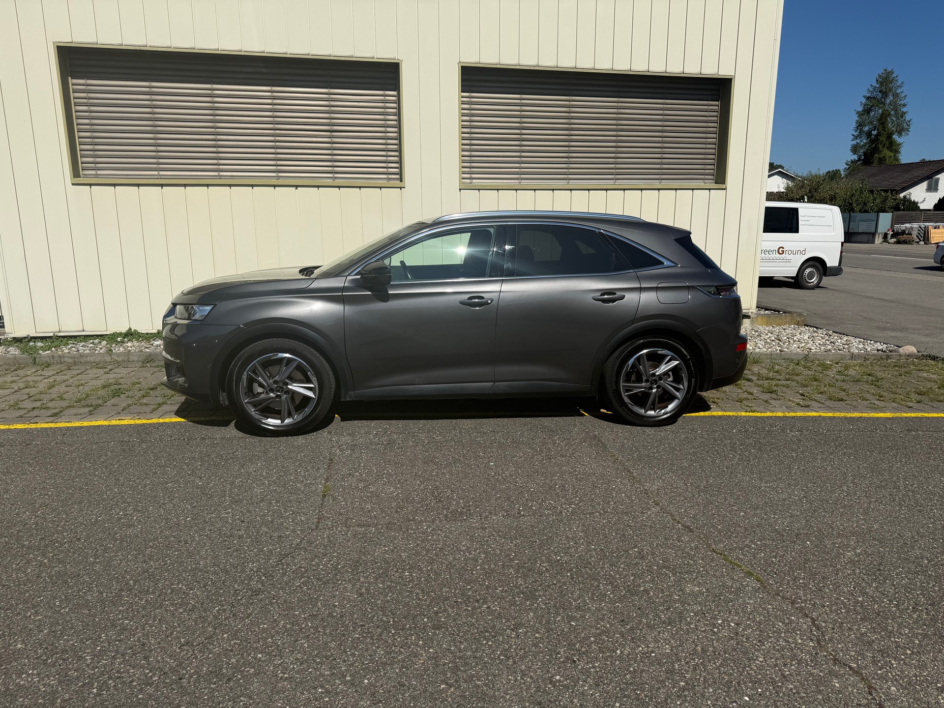 DS AUTOMOBILES DS 7 Crossback E-Tense 300 BE Chic-image-2
