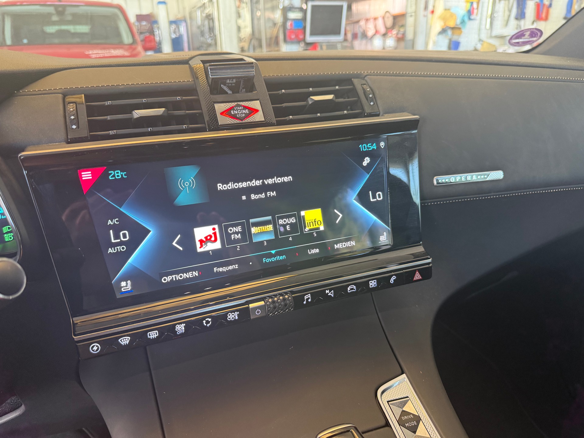 DS AUTOMOBILES DS 7 Crossback E-Tense 300 BE Chic-image-6