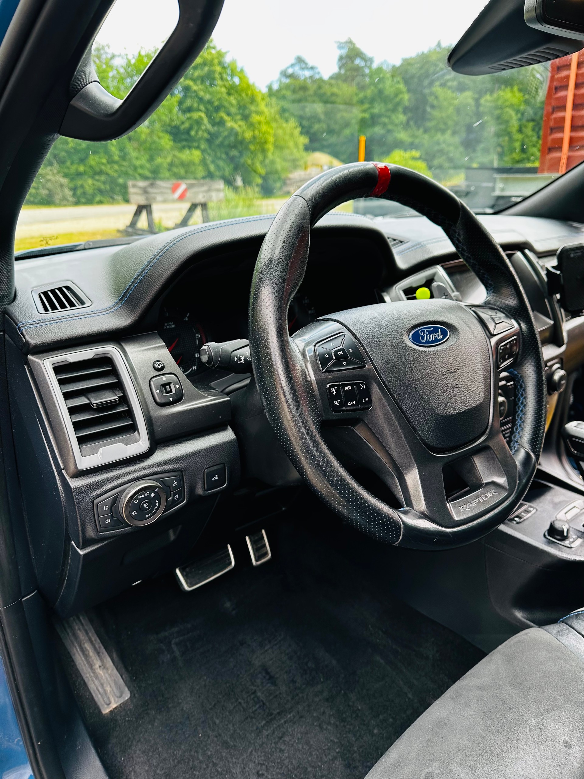 FORD 2.0 EcoBlue 4x4 Raptor-image-1