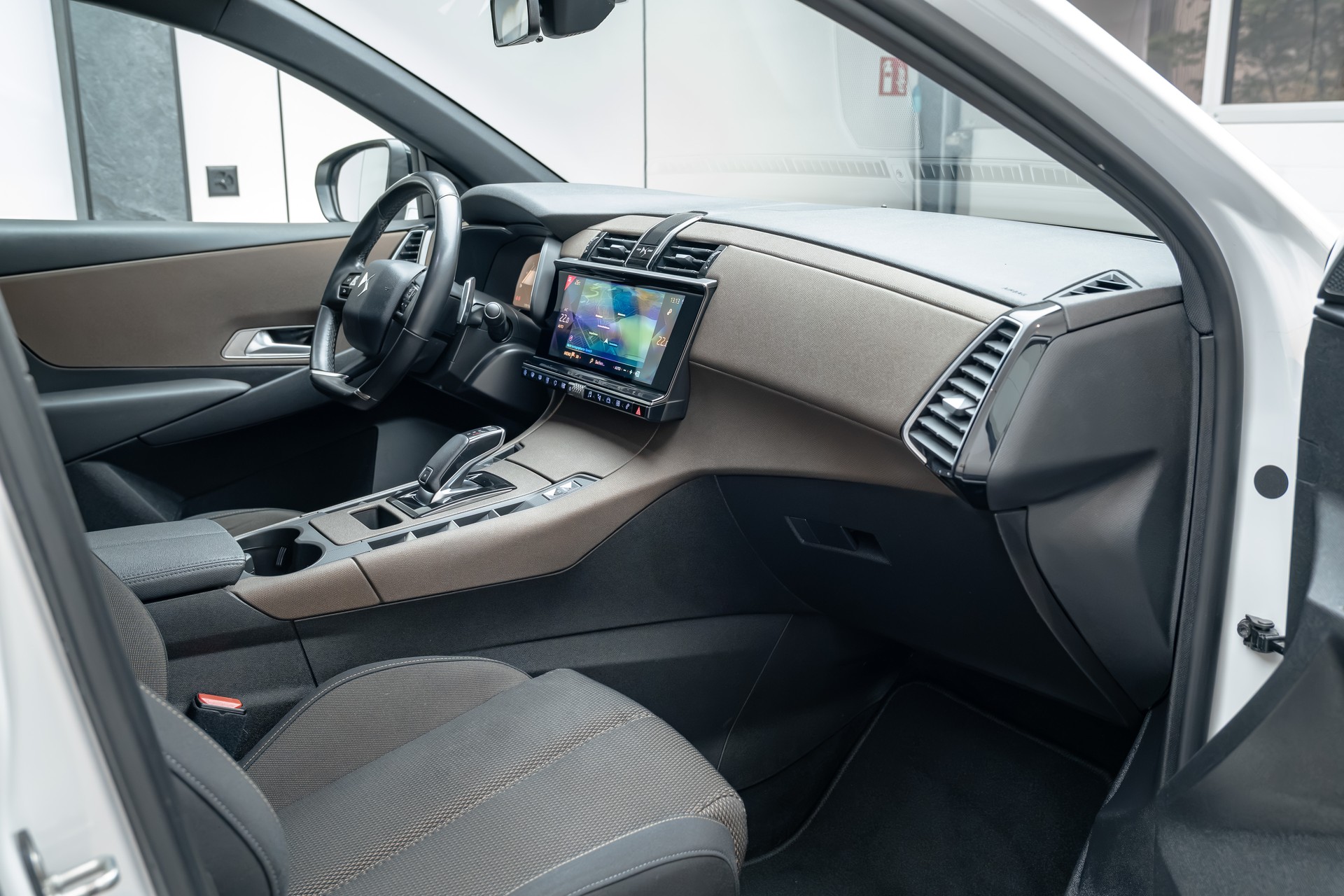 DS AUTOMOBILES DS 7 Crossback 1.6 THP SO Chic Automatic-image-8
