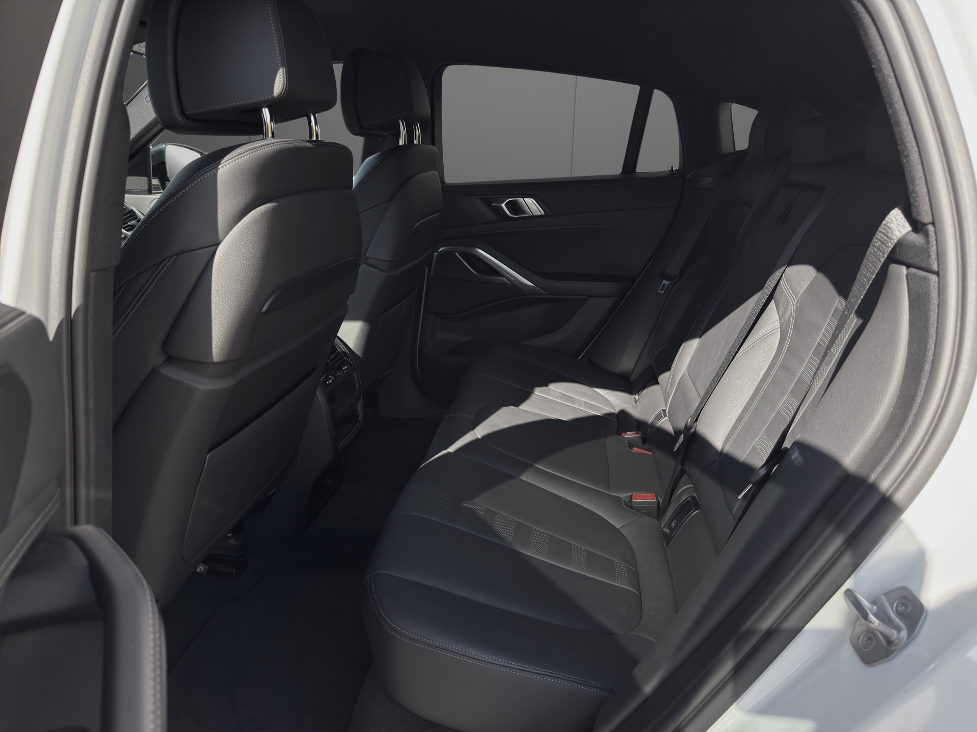 BMW X6 xDrive 40i Steptronic M Sport-image-7