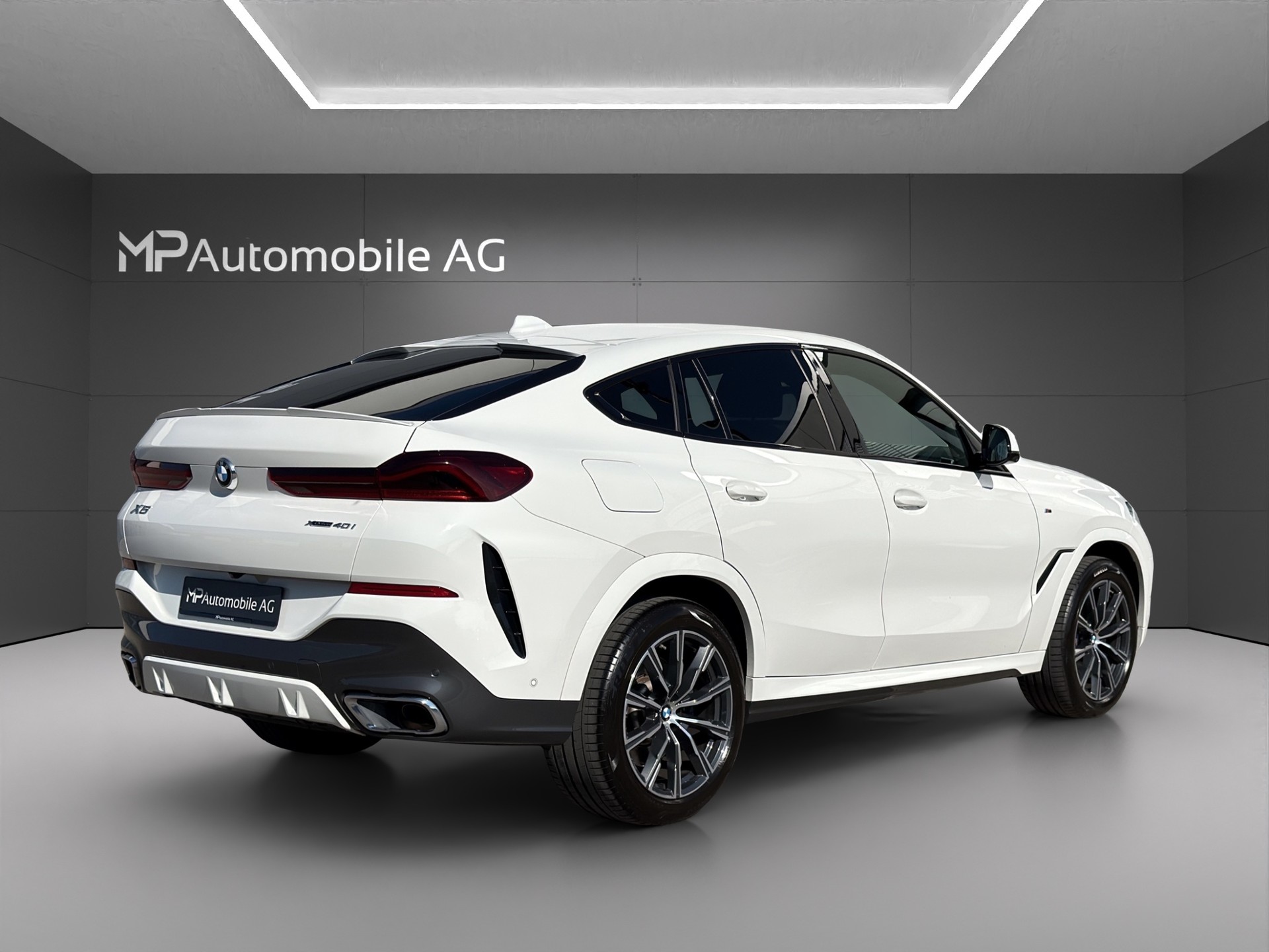 BMW X6 xDrive 40i Steptronic M Sport-showroom-element-2