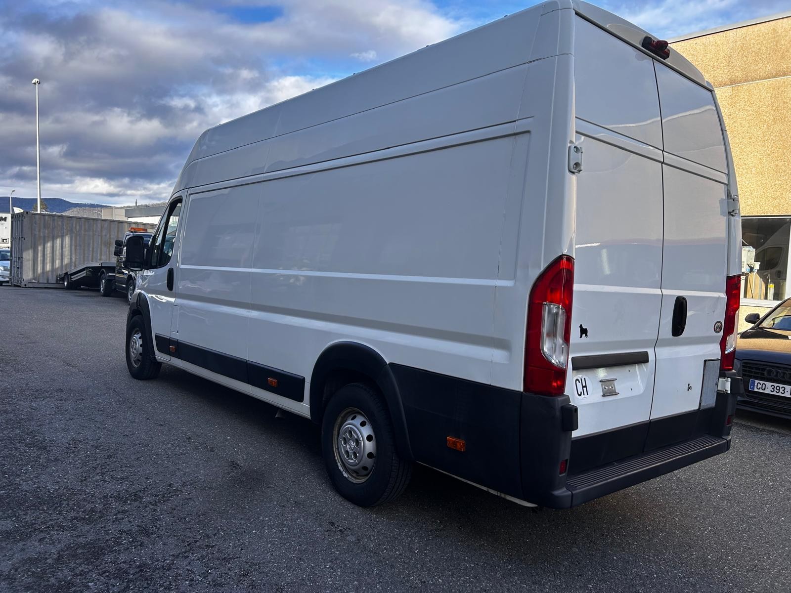 PEUGEOT 435 L4H3-image-6