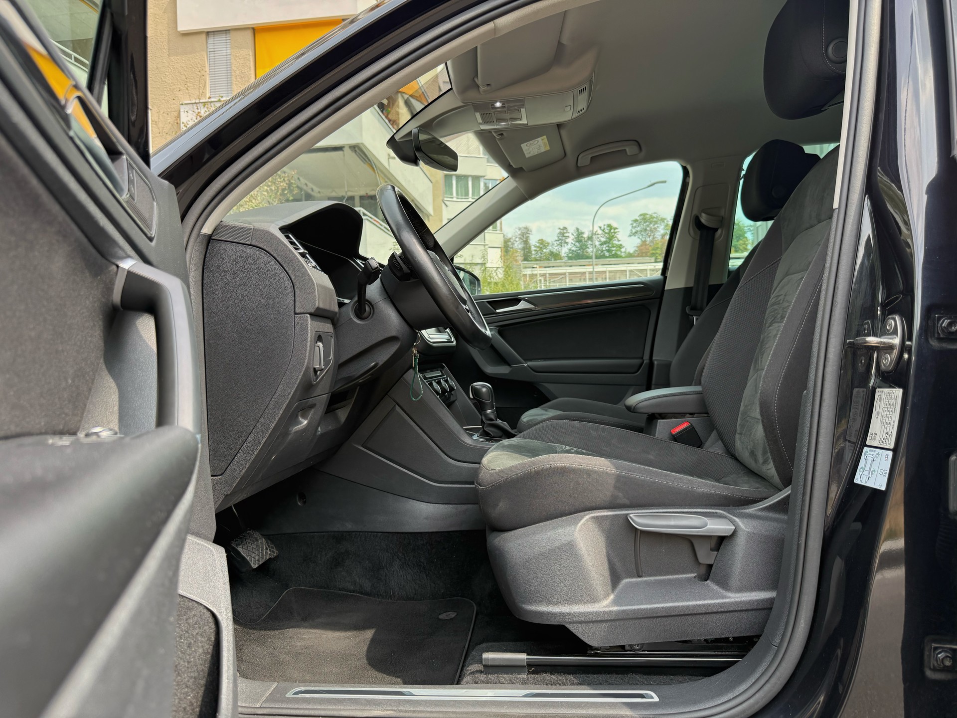 VW Tiguan 2.0TSI Highline 4Motion DSG-image-7