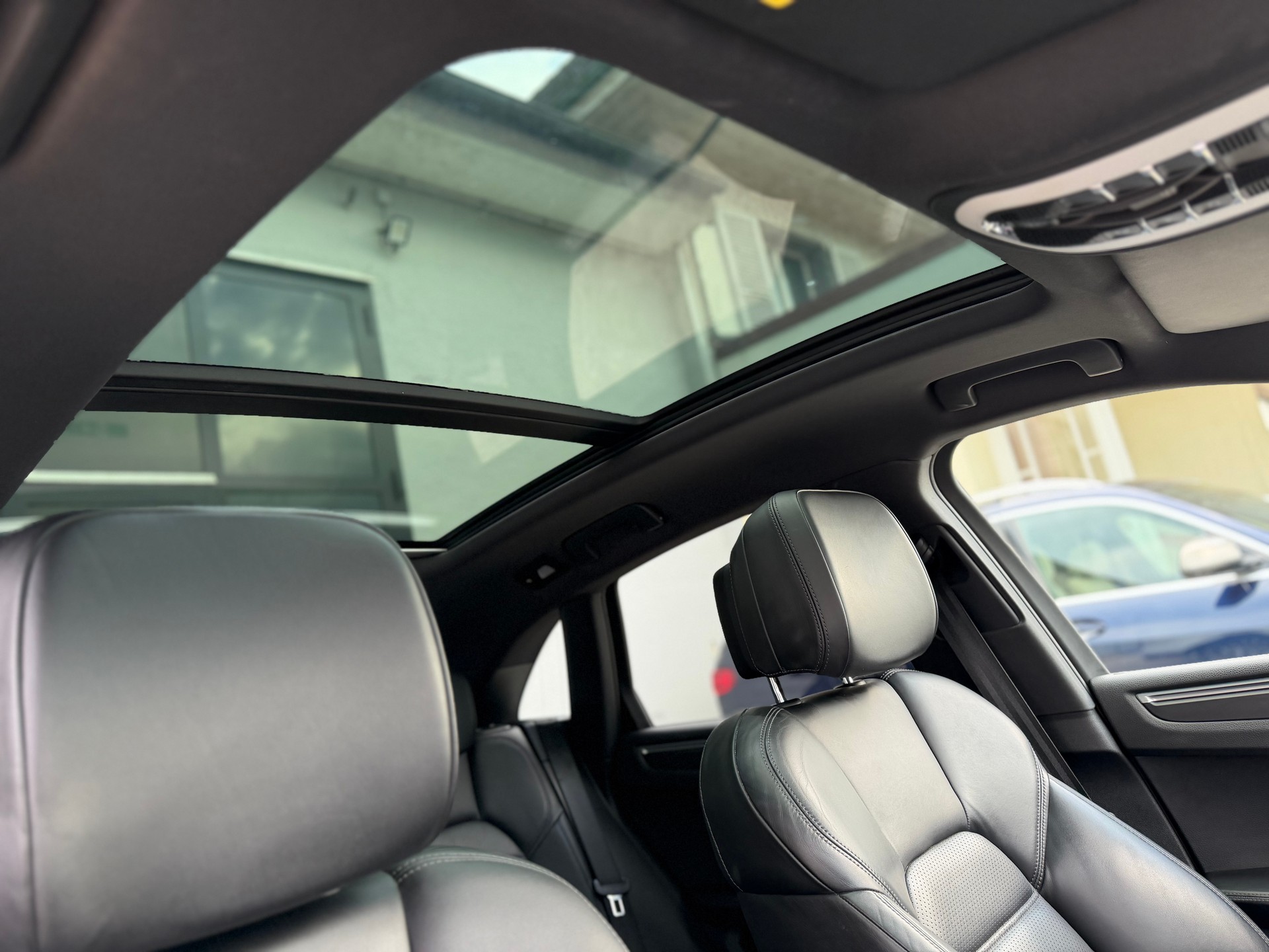 PORSCHE Macan PDK-image-20