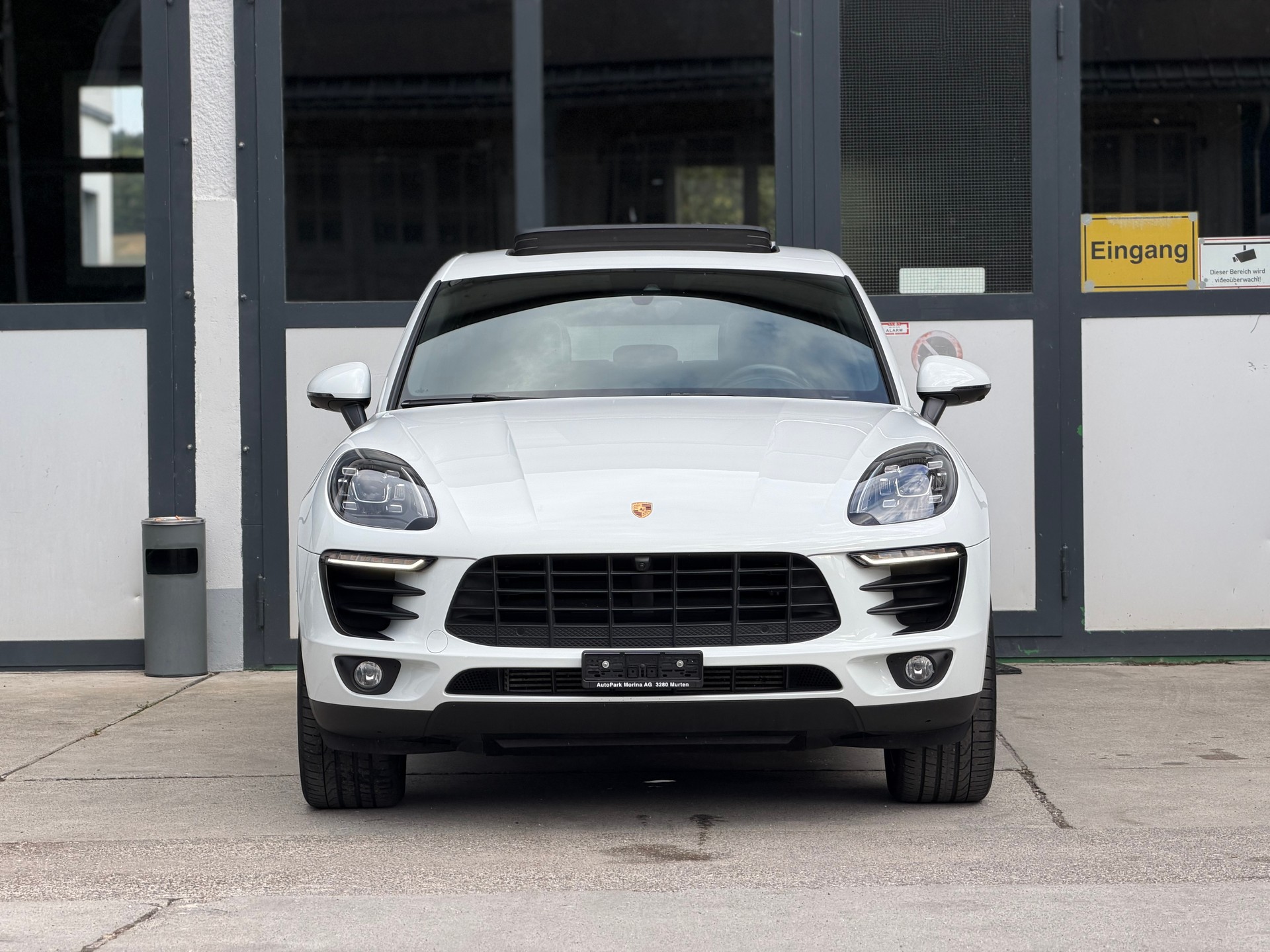 PORSCHE Macan PDK-image-2