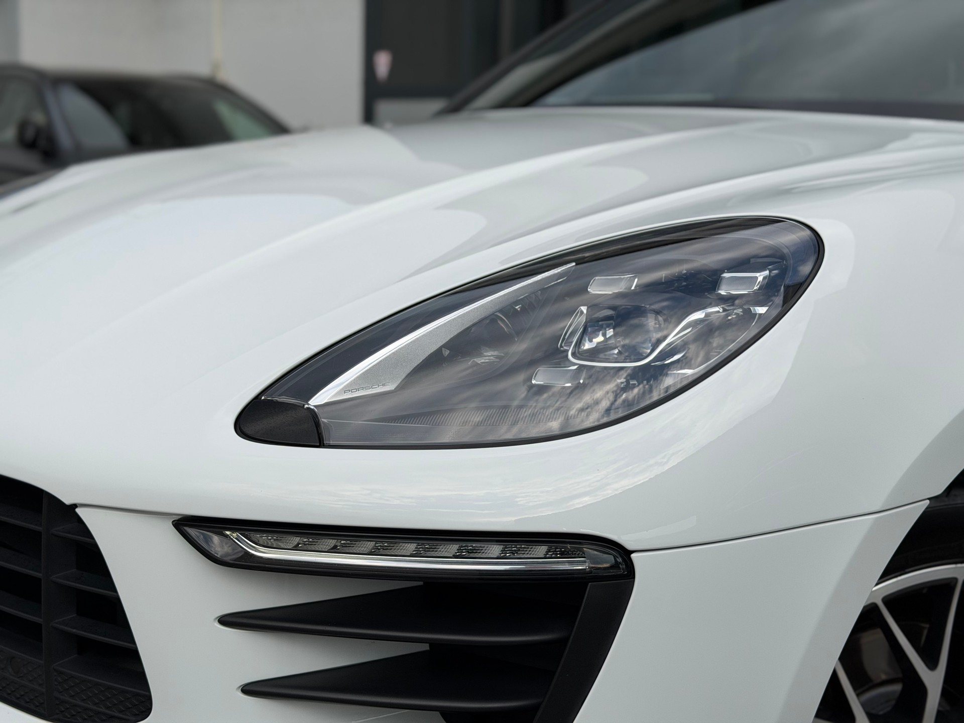 PORSCHE Macan PDK-image-7