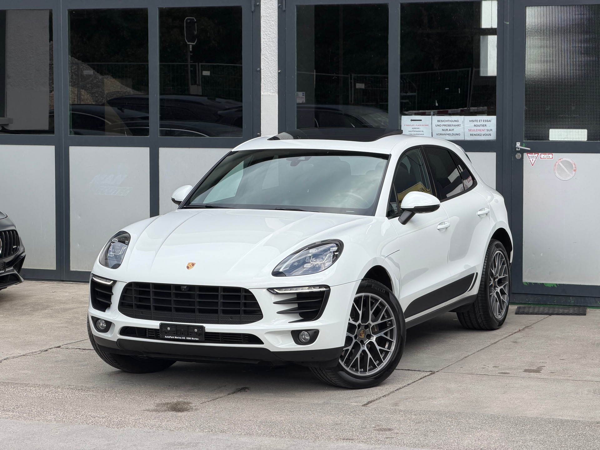 PORSCHE Macan PDK-image-0