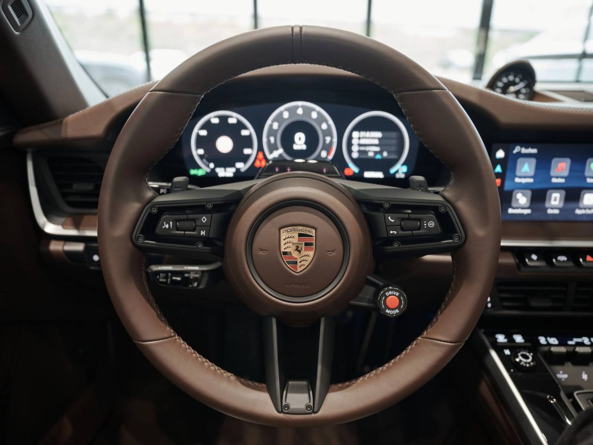 PORSCHE 911 Carrera 4S Cabriolet-image-21