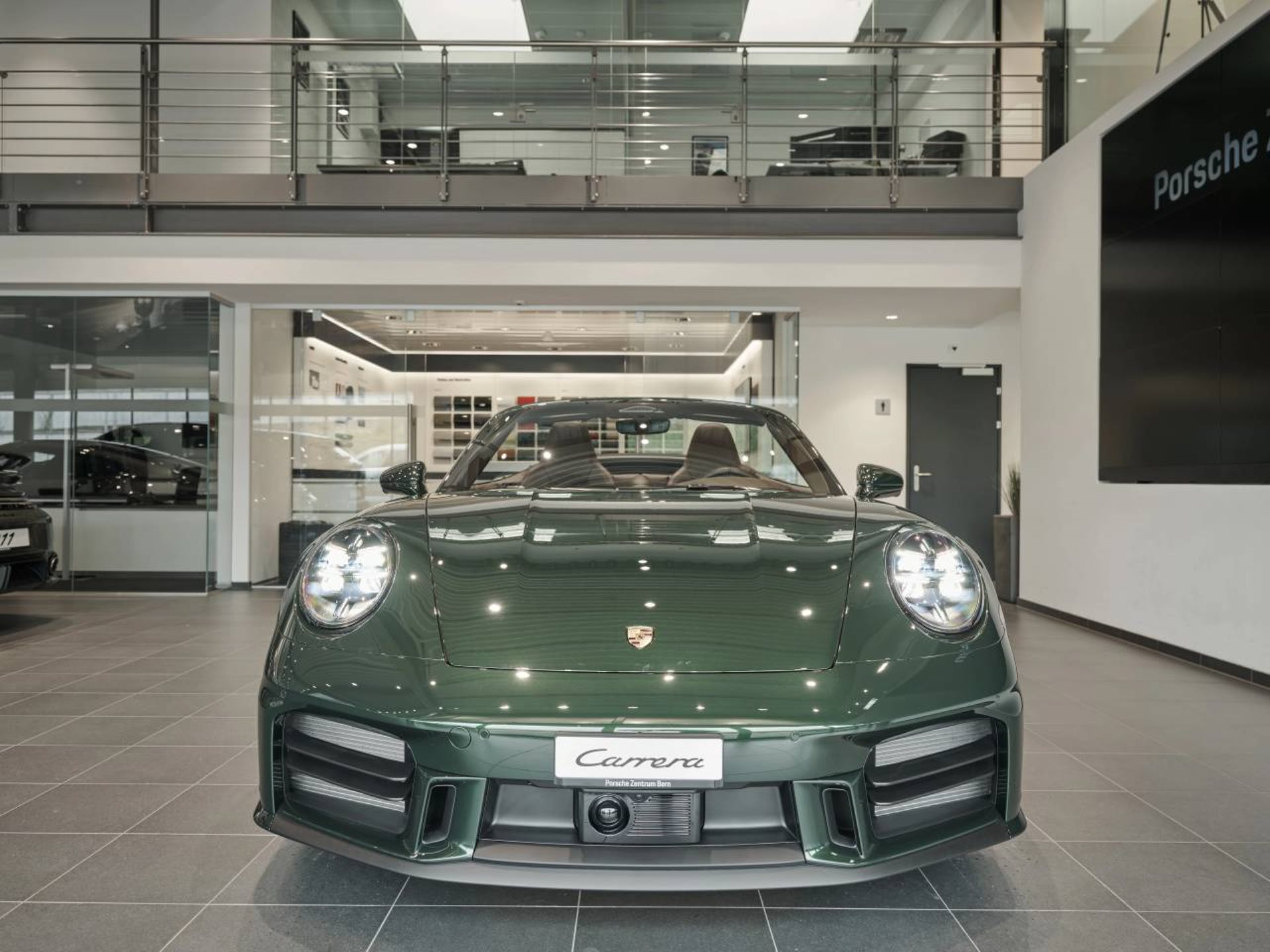 PORSCHE 911 Carrera 4S Cabriolet-image-8