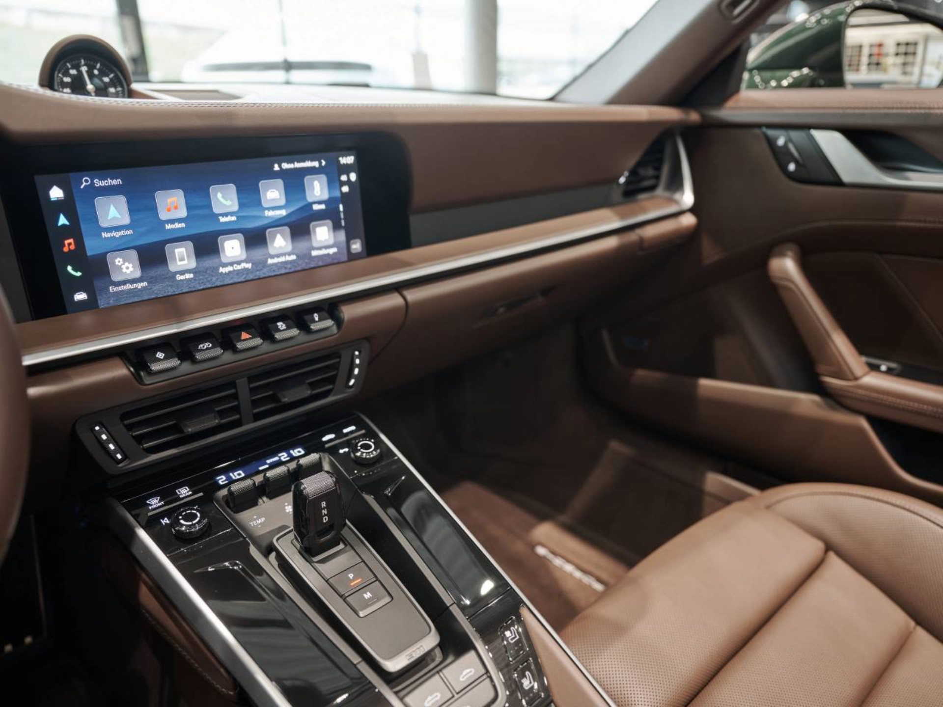PORSCHE 911 Carrera 4S Cabriolet-image-23