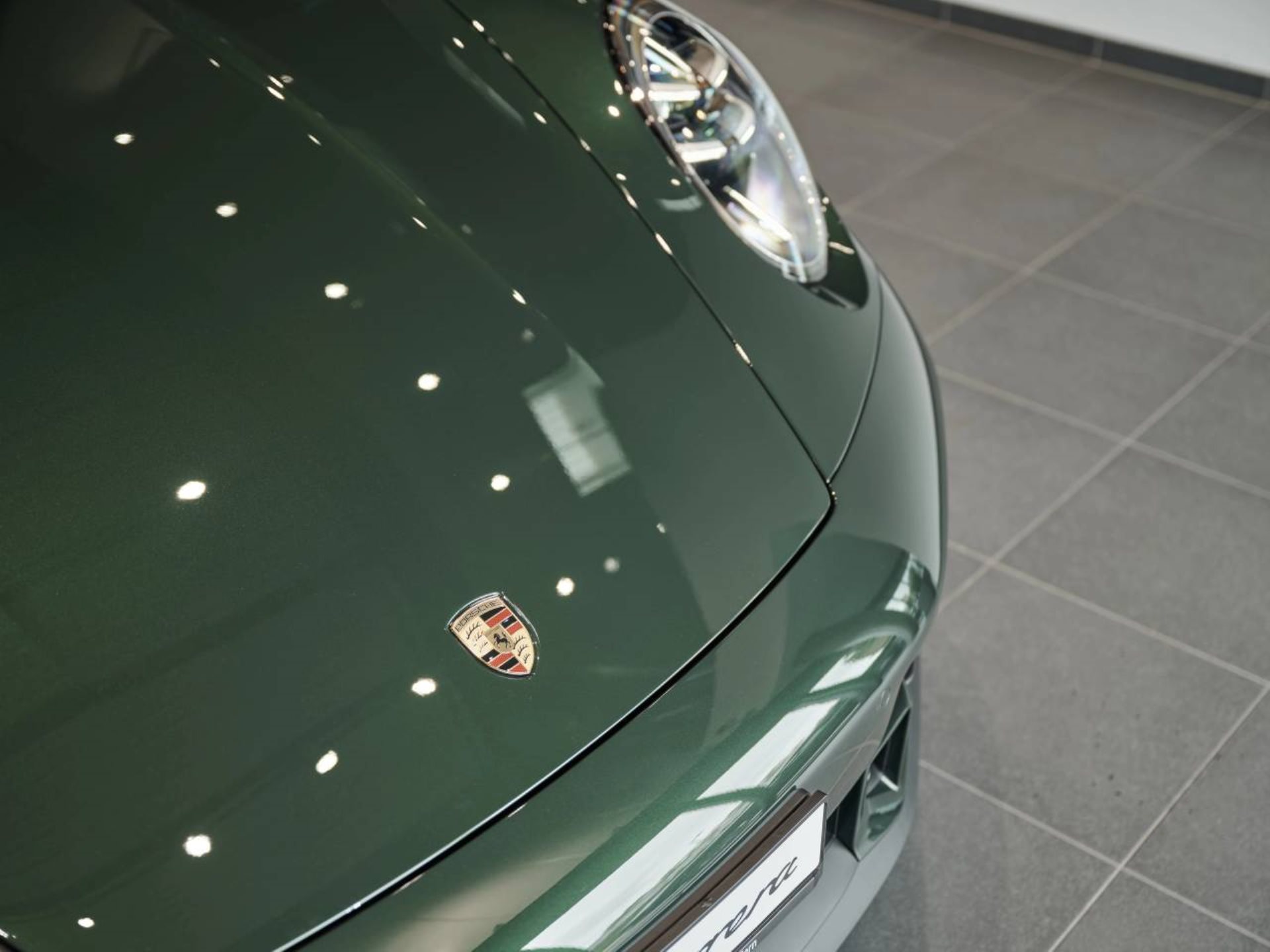 PORSCHE 911 Carrera 4S Cabriolet-image-31