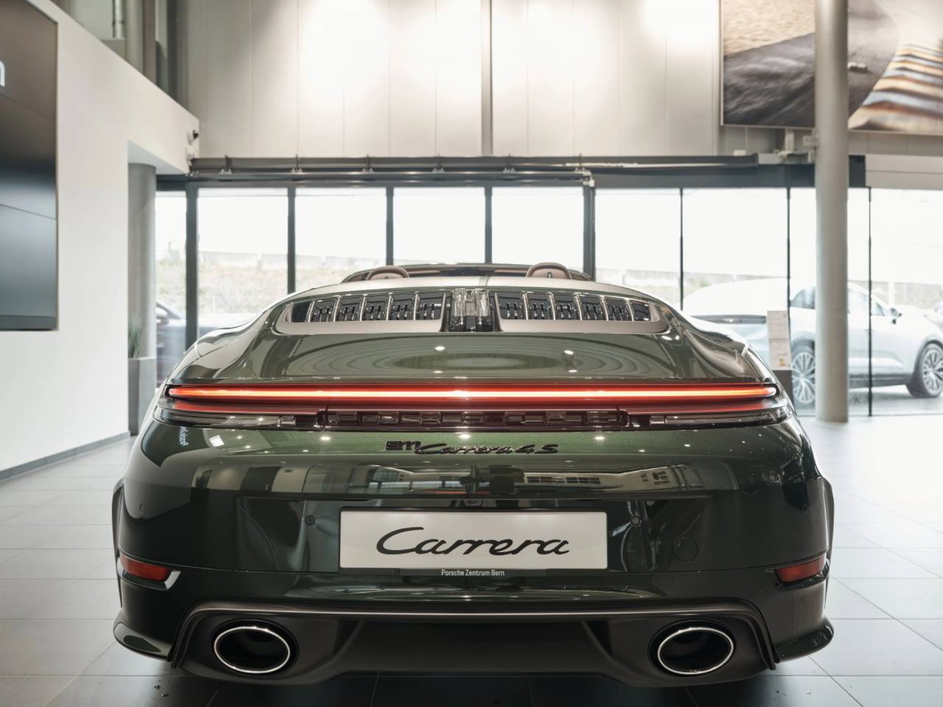 PORSCHE 911 Carrera 4S Cabriolet-image-5
