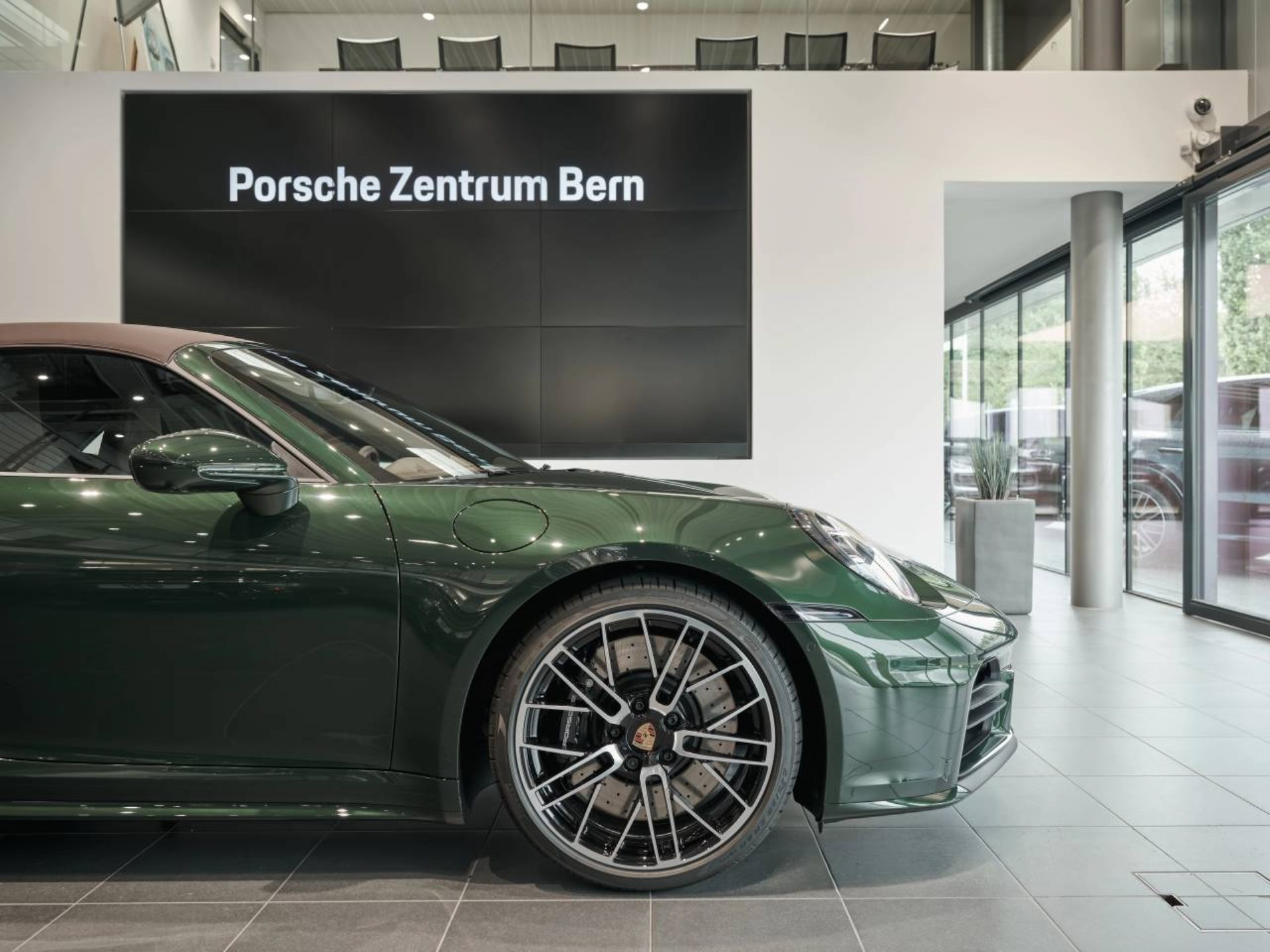 PORSCHE 911 Carrera 4S Cabriolet-image-20