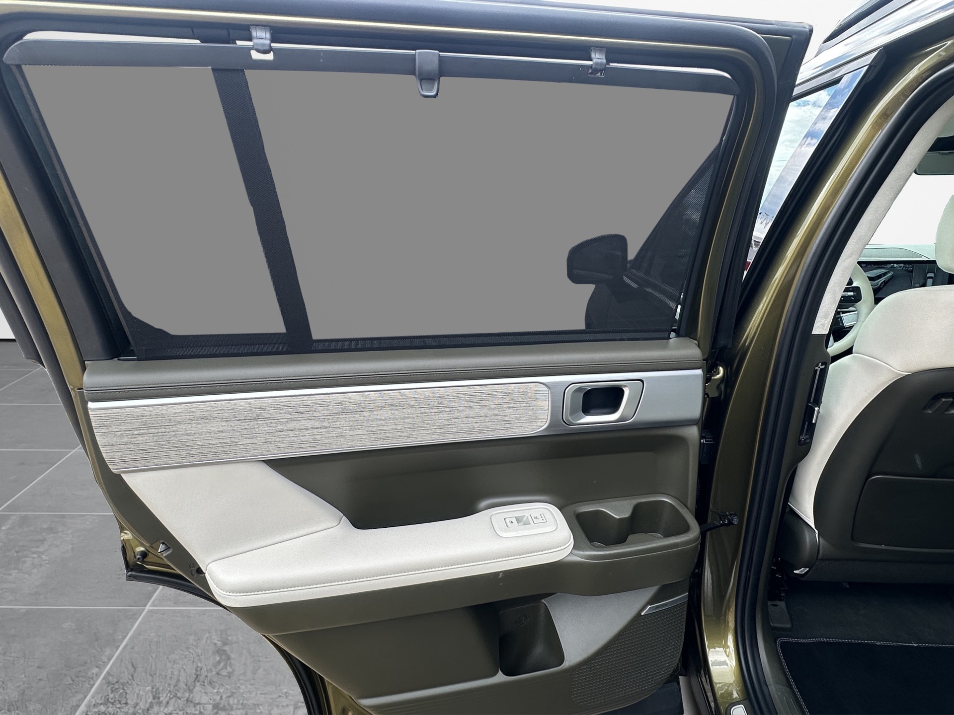 HYUNDAI Santa Fe 1.6 T-GDi HEV Vertex 4WD Automatic 7-Plätzer-image-20