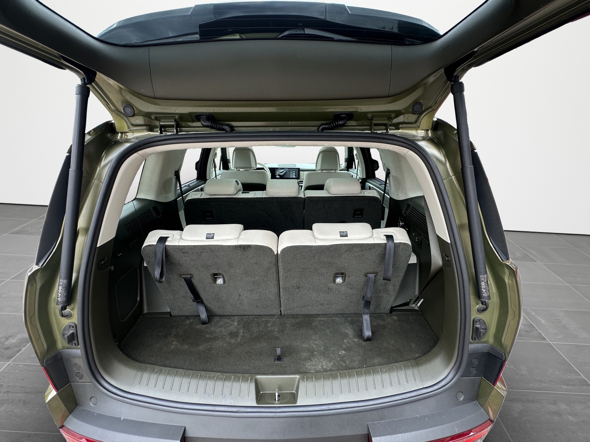 HYUNDAI Santa Fe 1.6 T-GDi HEV Vertex 4WD Automatic 7-Plätzer-image-17