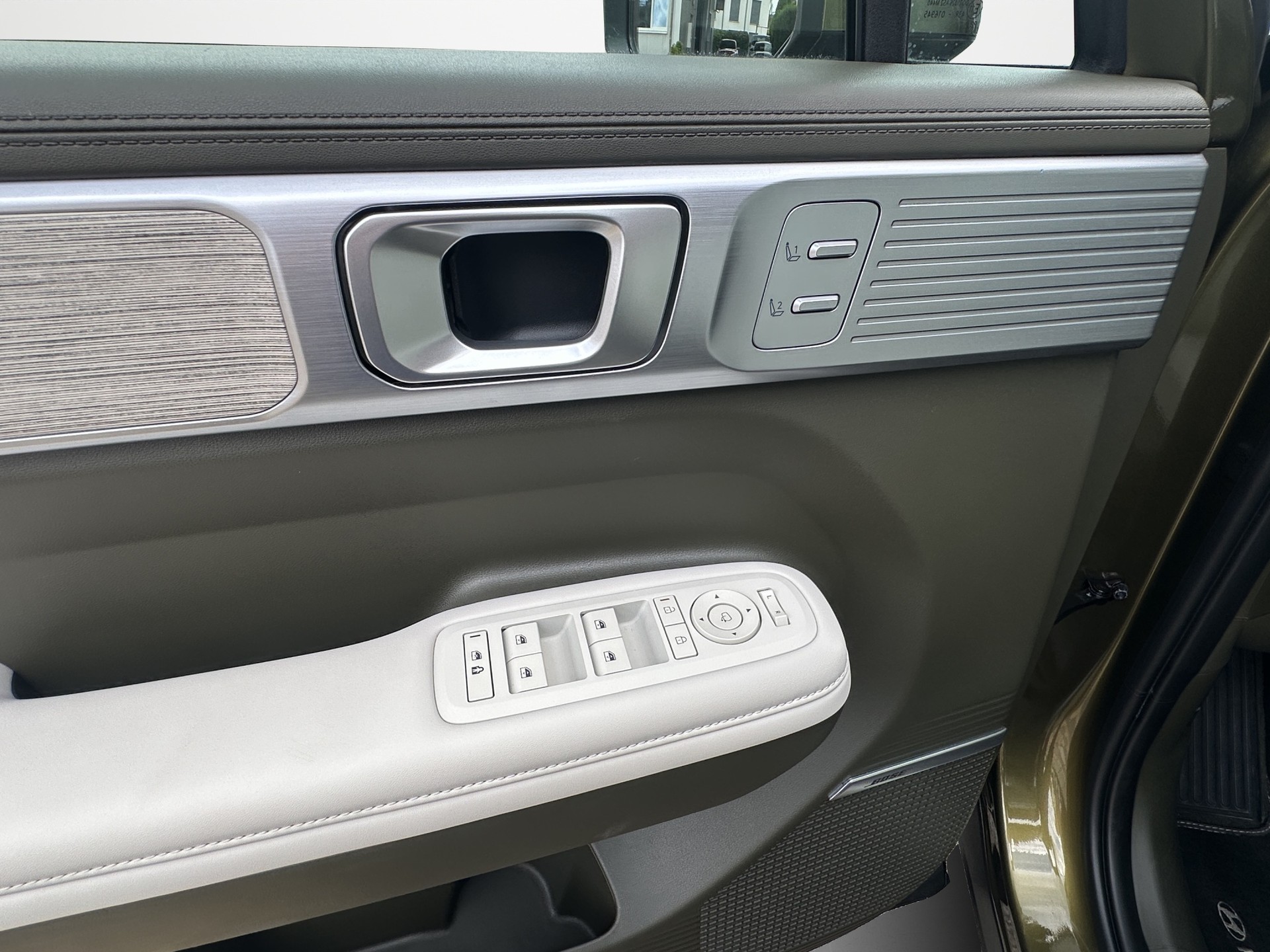 HYUNDAI Santa Fe 1.6 T-GDi HEV Vertex 4WD Automatic 7-Plätzer-image-21
