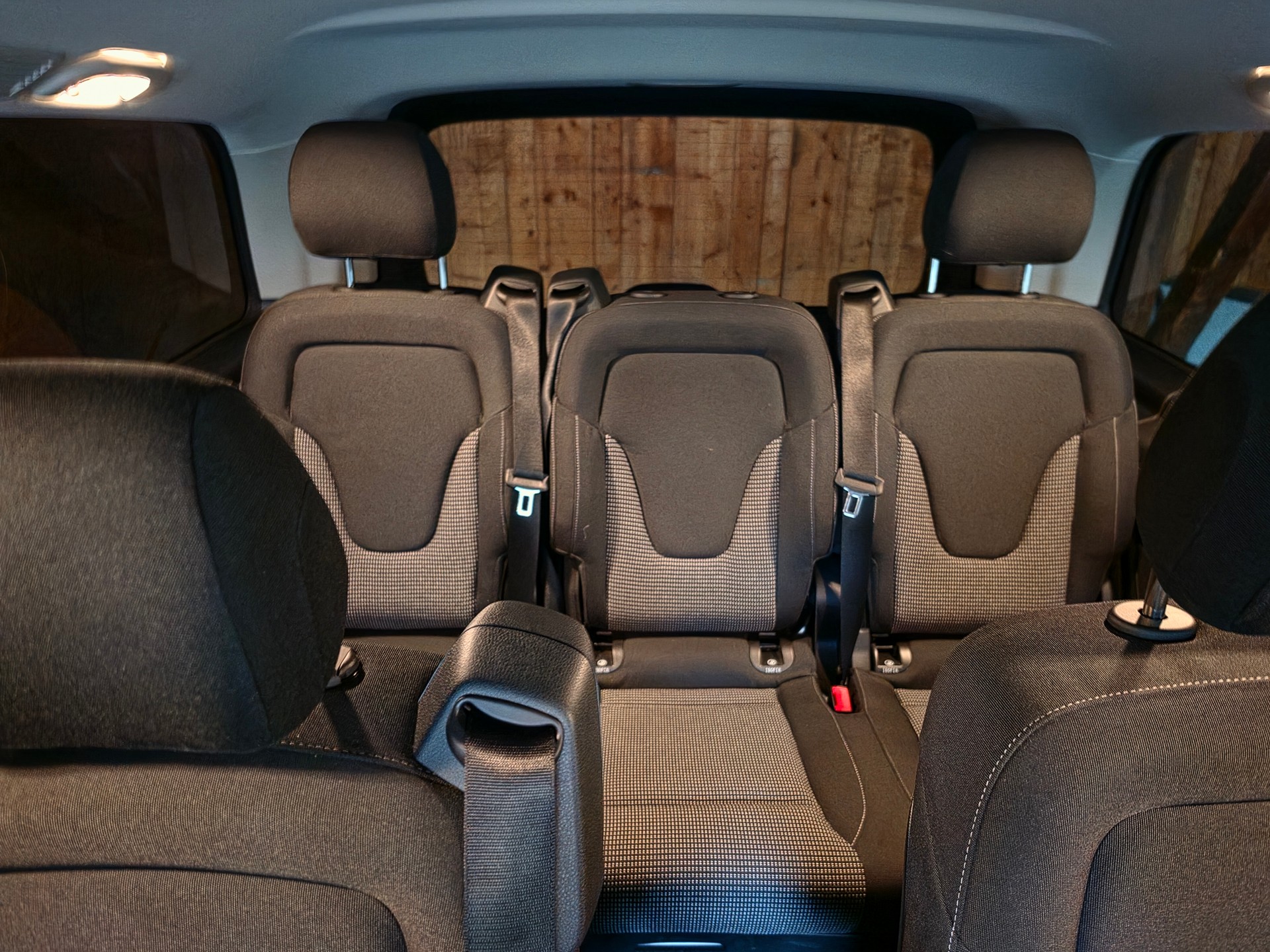 MERCEDES-BENZ V 250 d lang 9G-Tronic-image-6
