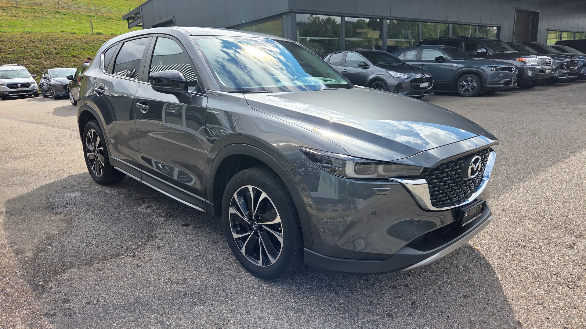 MAZDA CX-5 SKYACTIV-G 194 Newground AWD Automat-image-2