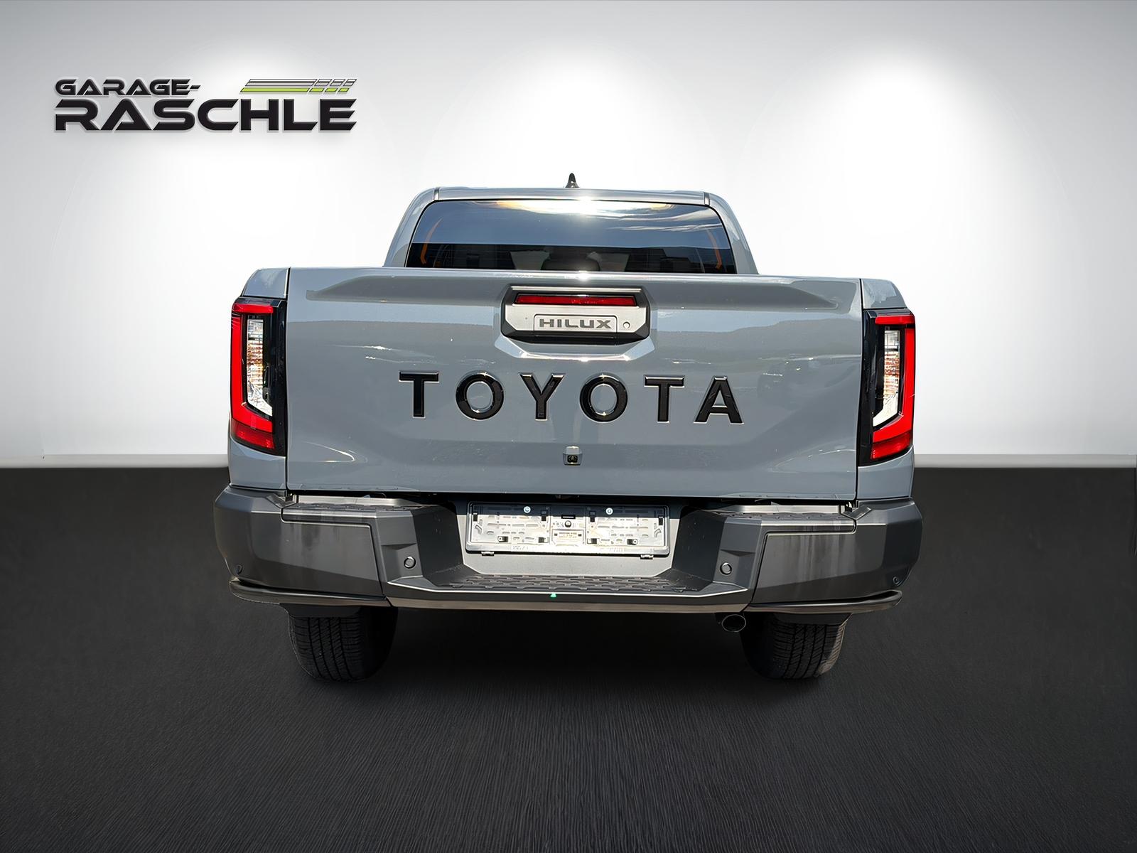 TOYOTA Hilux Double Cab.-Pick-up 2.8 D-4D MHEV 204 Invincible-image-4