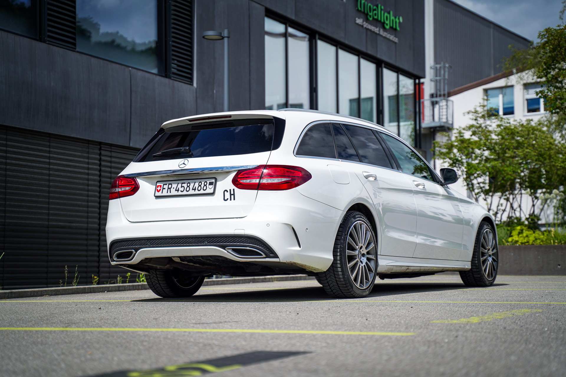 MERCEDES-BENZ C 220 BlueTEC AMG Line 7G-Tronic-image-1