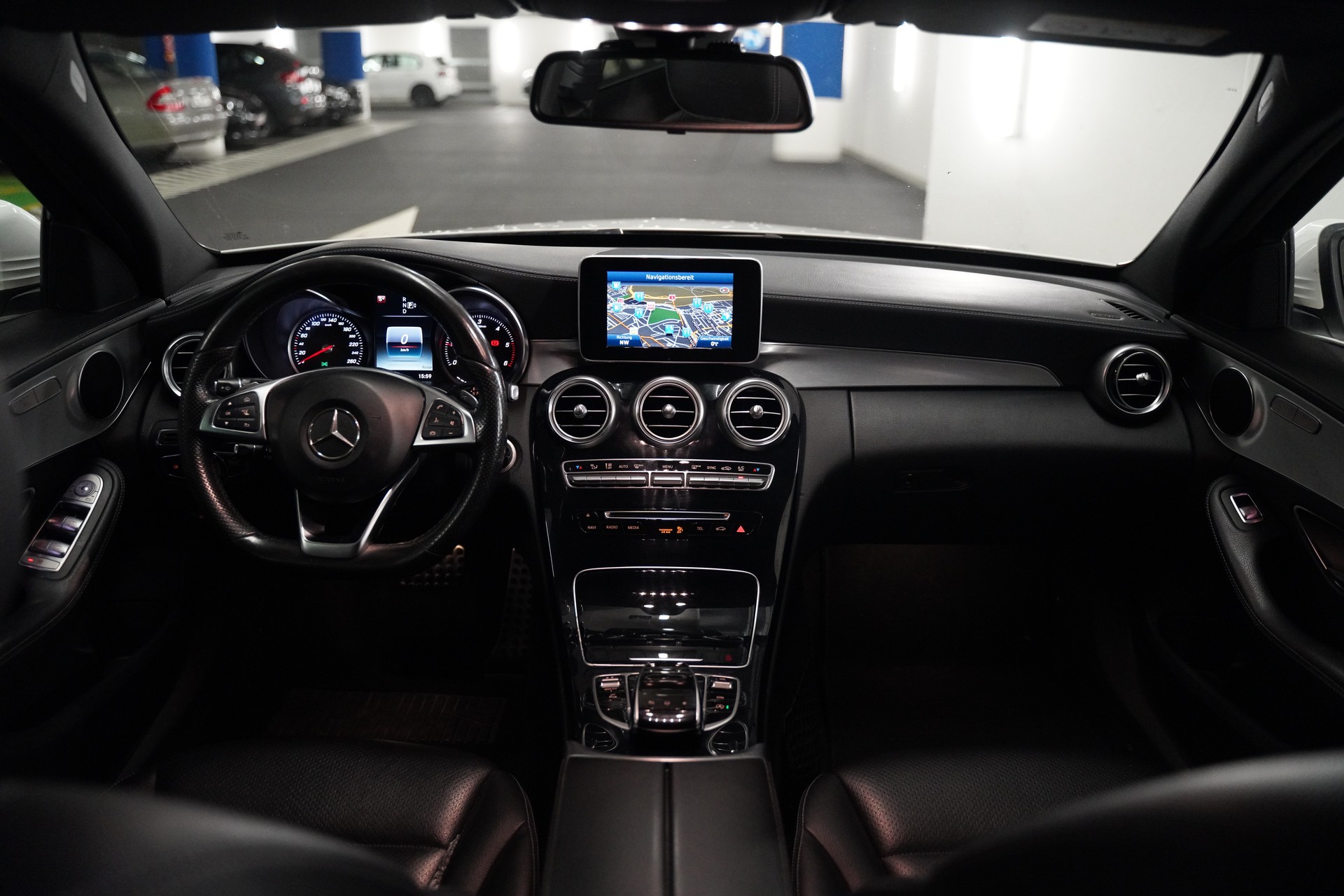 MERCEDES-BENZ C 220 BlueTEC AMG Line 7G-Tronic-image-7