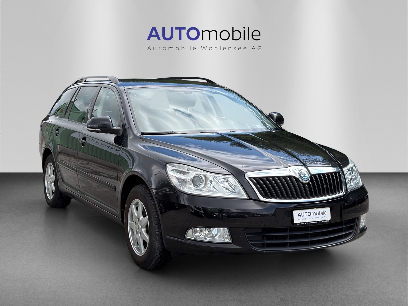 SKODA Octavia Combi 1.4 TSI Elegance DSG-image-3