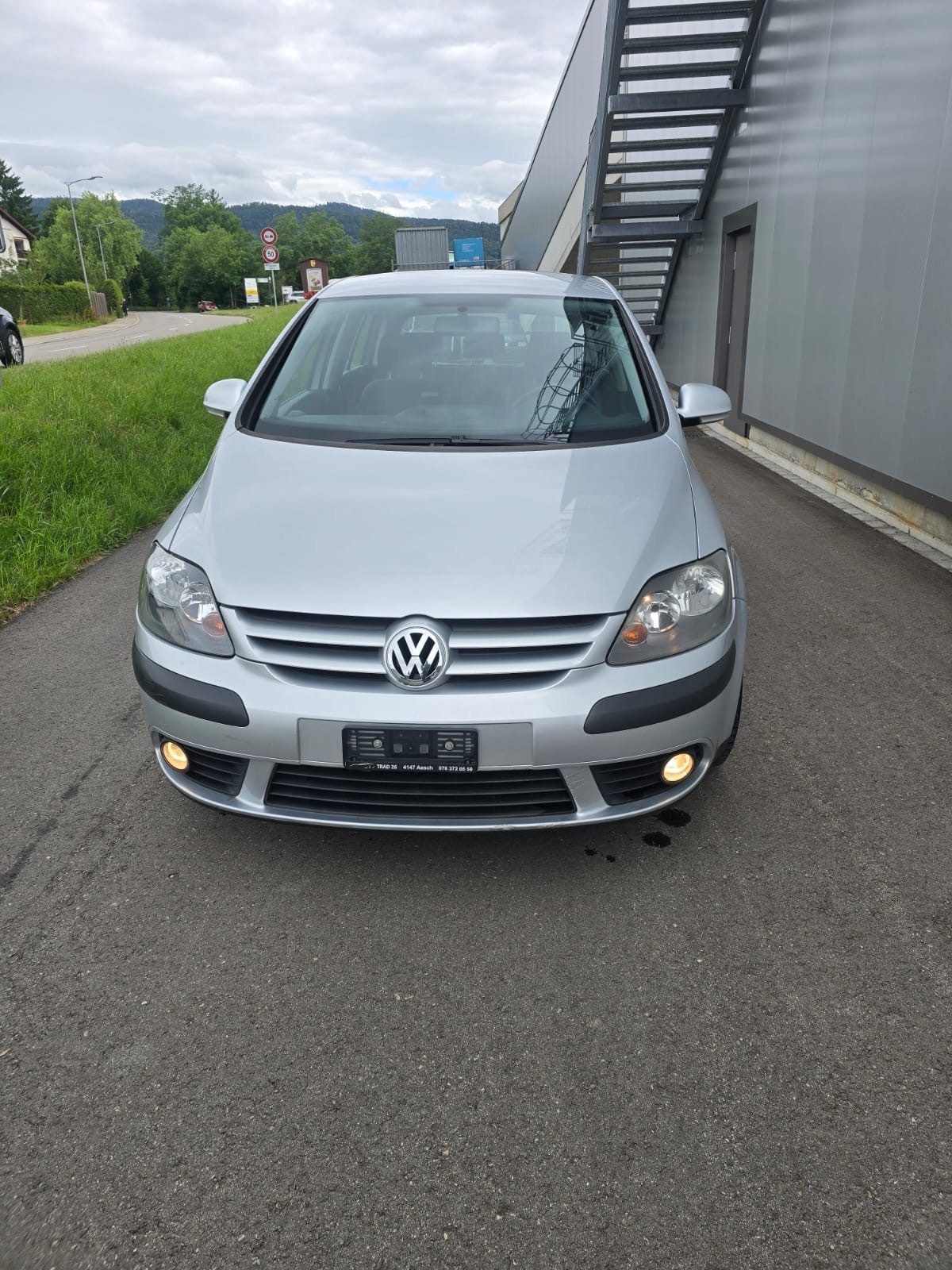 VW Golf Plus 1.6 FSI Trendline-image-1