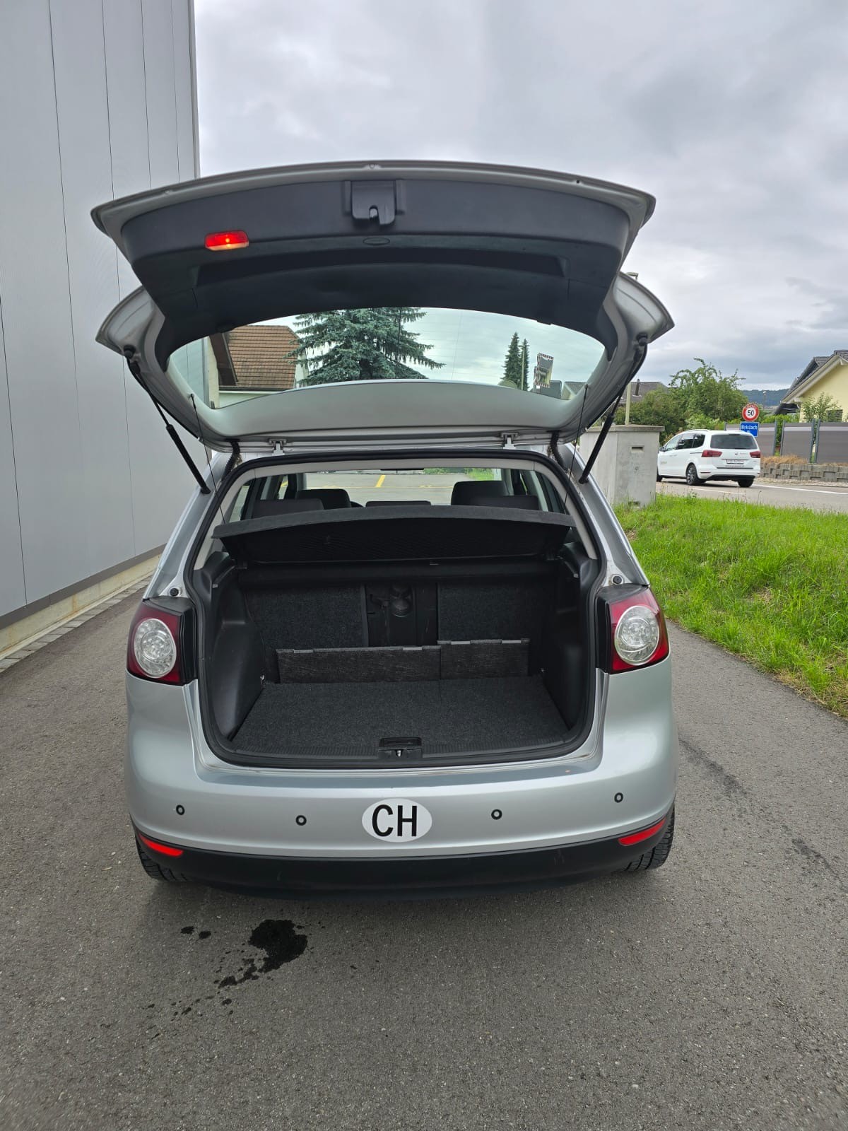 VW Golf Plus 1.6 FSI Trendline-image-2
