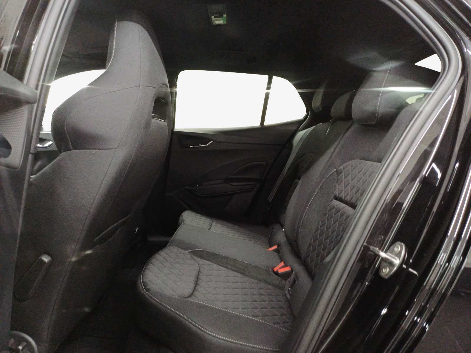 SKODA Fabia 1.5 TSI Dynamic DSG-image-11