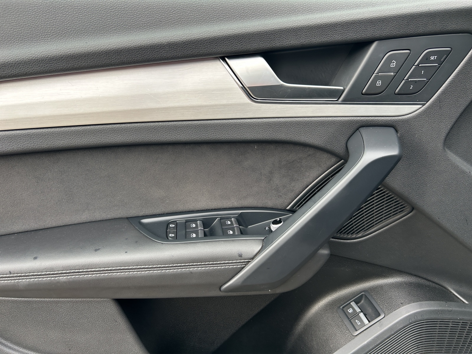 AUDI Q5 Sportback 55 TFSI e PHEV S line quattro S-tronic-image-18