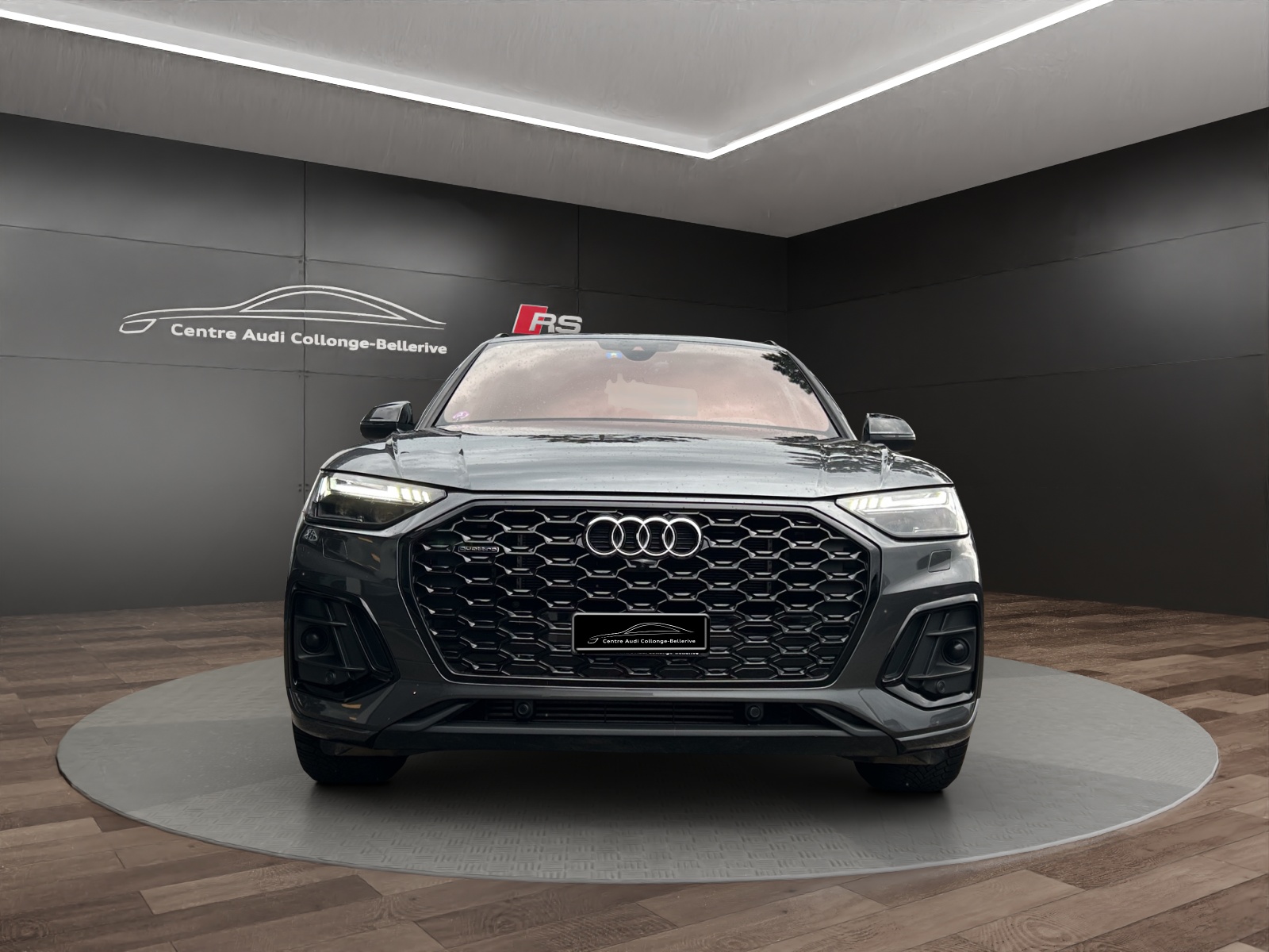 AUDI Q5 Sportback 55 TFSI e PHEV S line quattro S-tronic-image-1