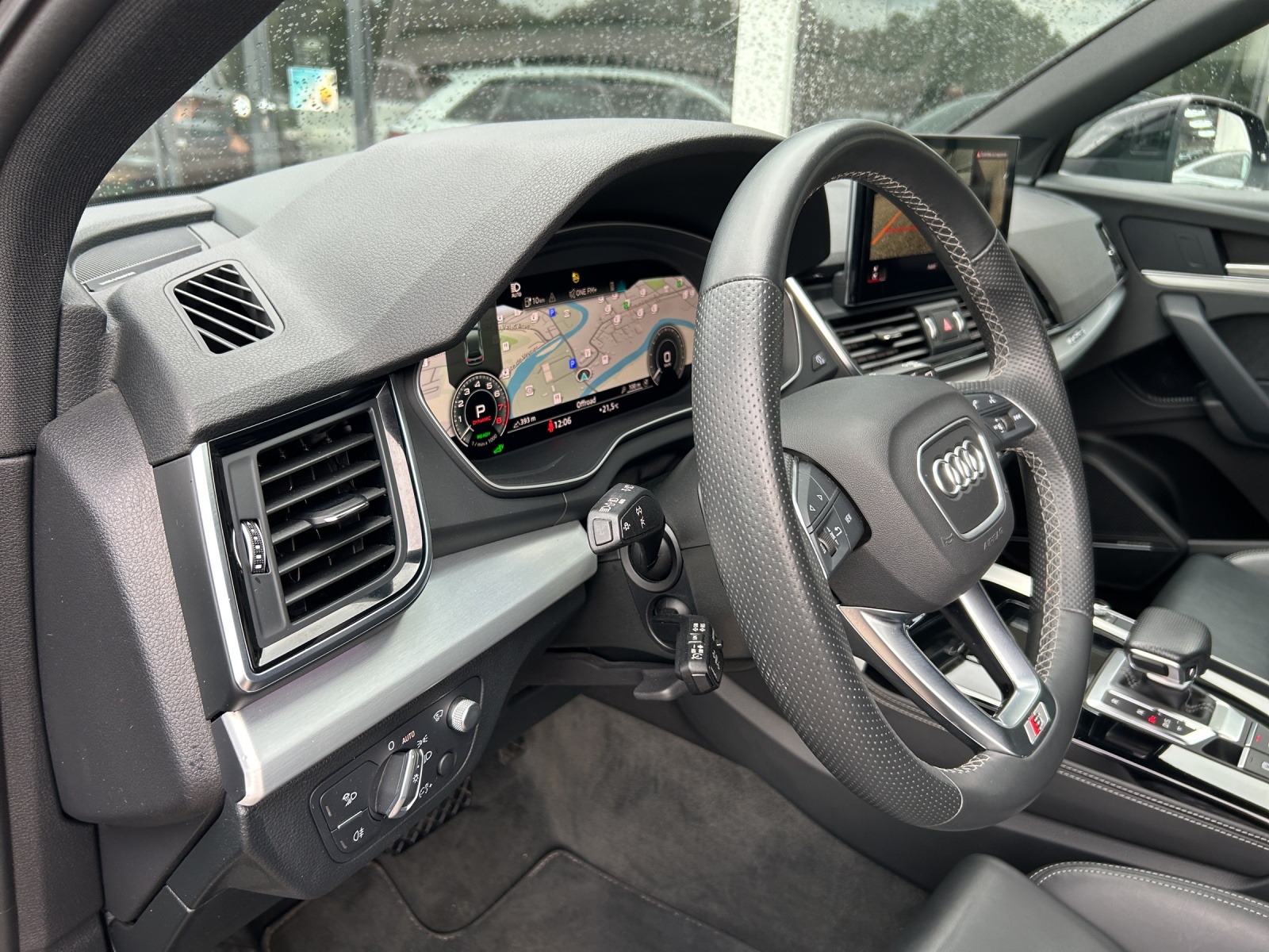 AUDI Q5 Sportback 55 TFSI e PHEV S line quattro S-tronic-image-20