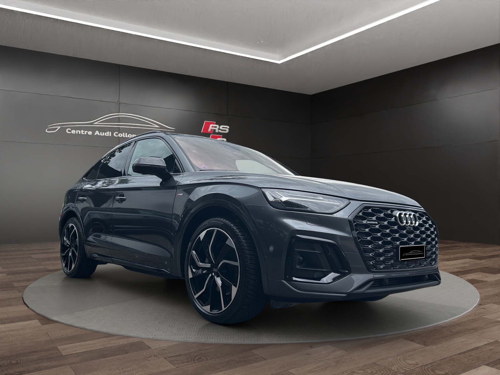AUDI Q5 Sportback 55 TFSI e PHEV S line quattro S-tronic-image-7