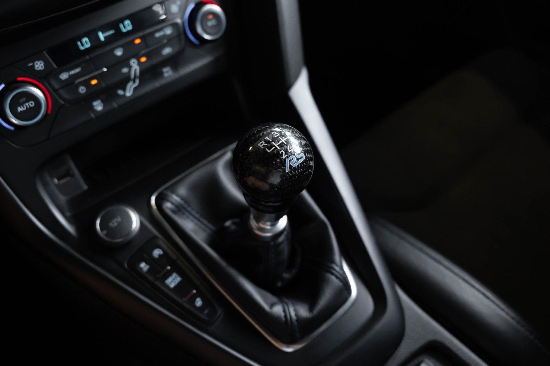 FORD Focus 2.3 EcoBoost RS AWD-image-30