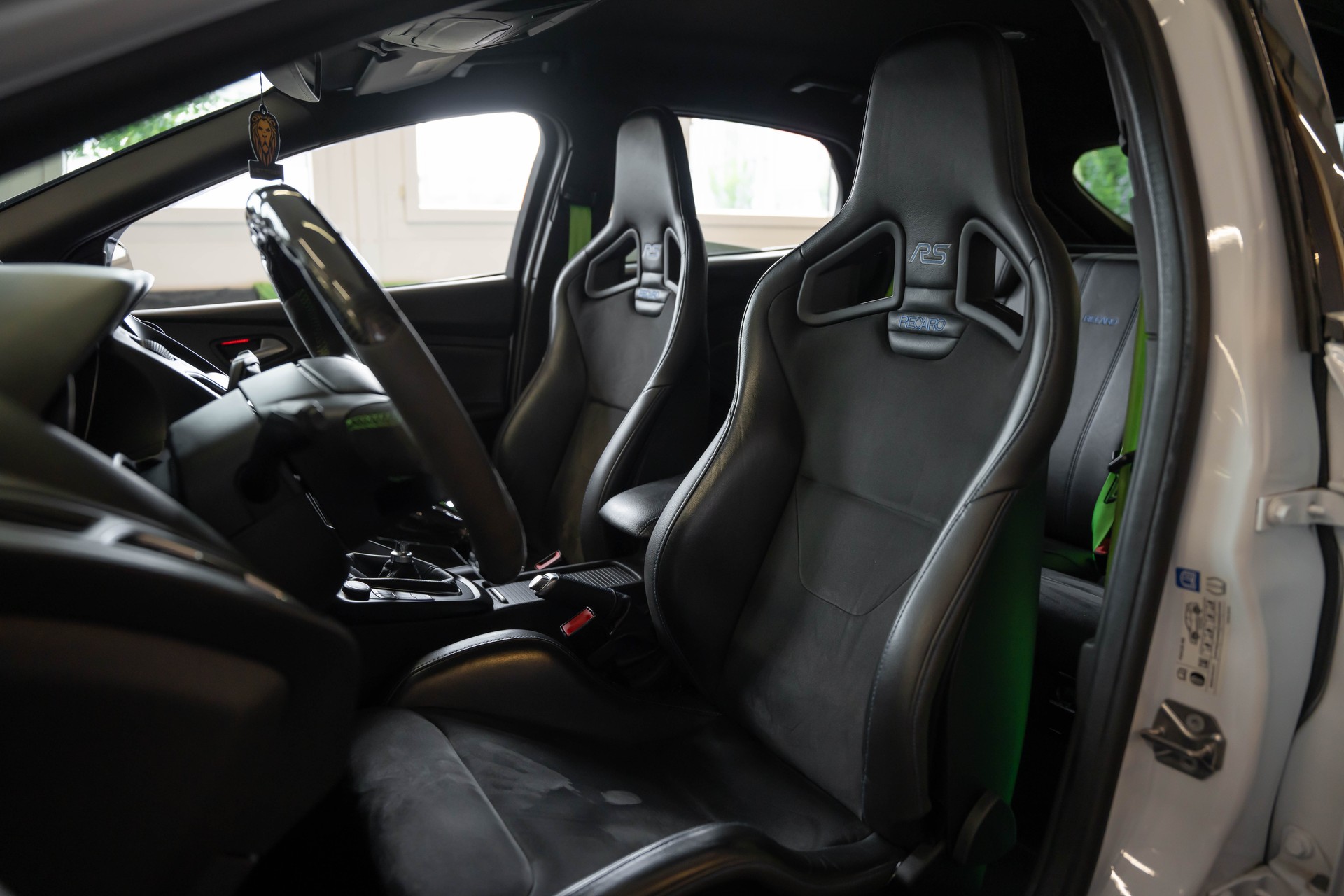 FORD Focus 2.3 EcoBoost RS AWD-image-17